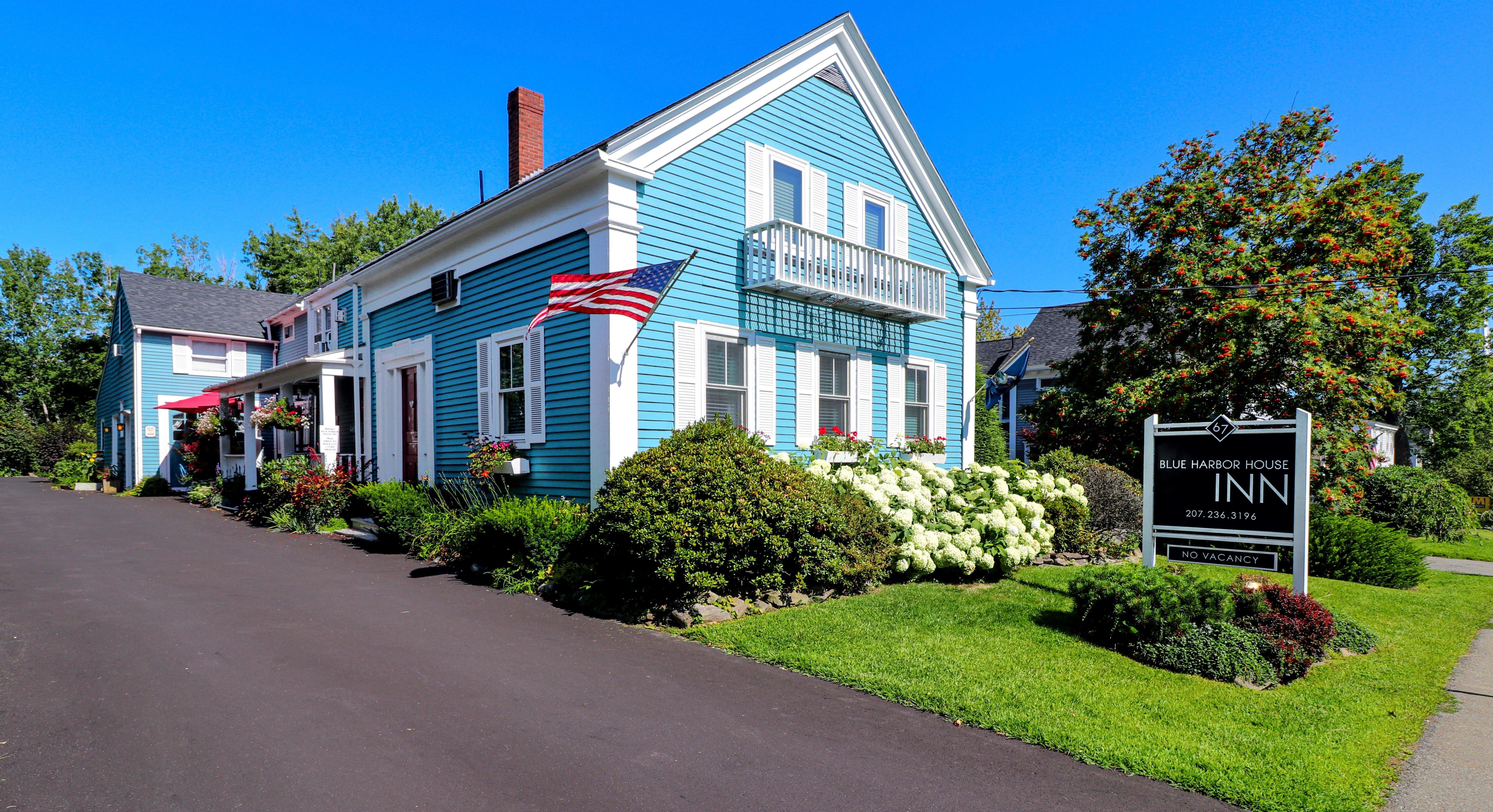 Blue Harbor House Inn