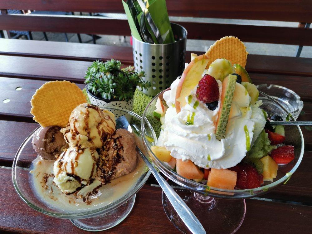 Eispavillon Bistro und Cafe Roth