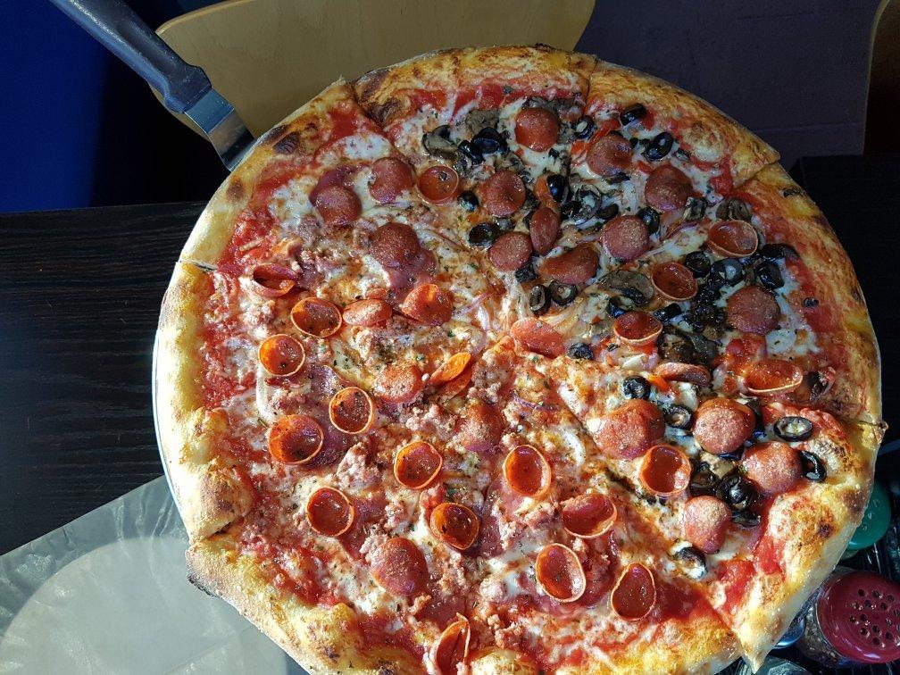 Photo by peerseeliger