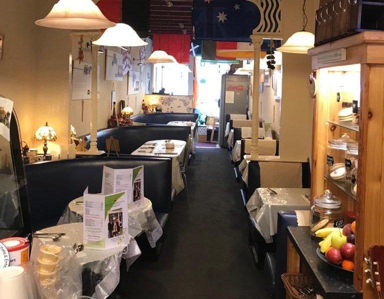 Auld Acquaintance Cafe (International Fusion Food)