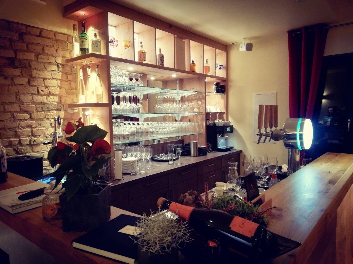 Meyers Restaurant & Biergarten