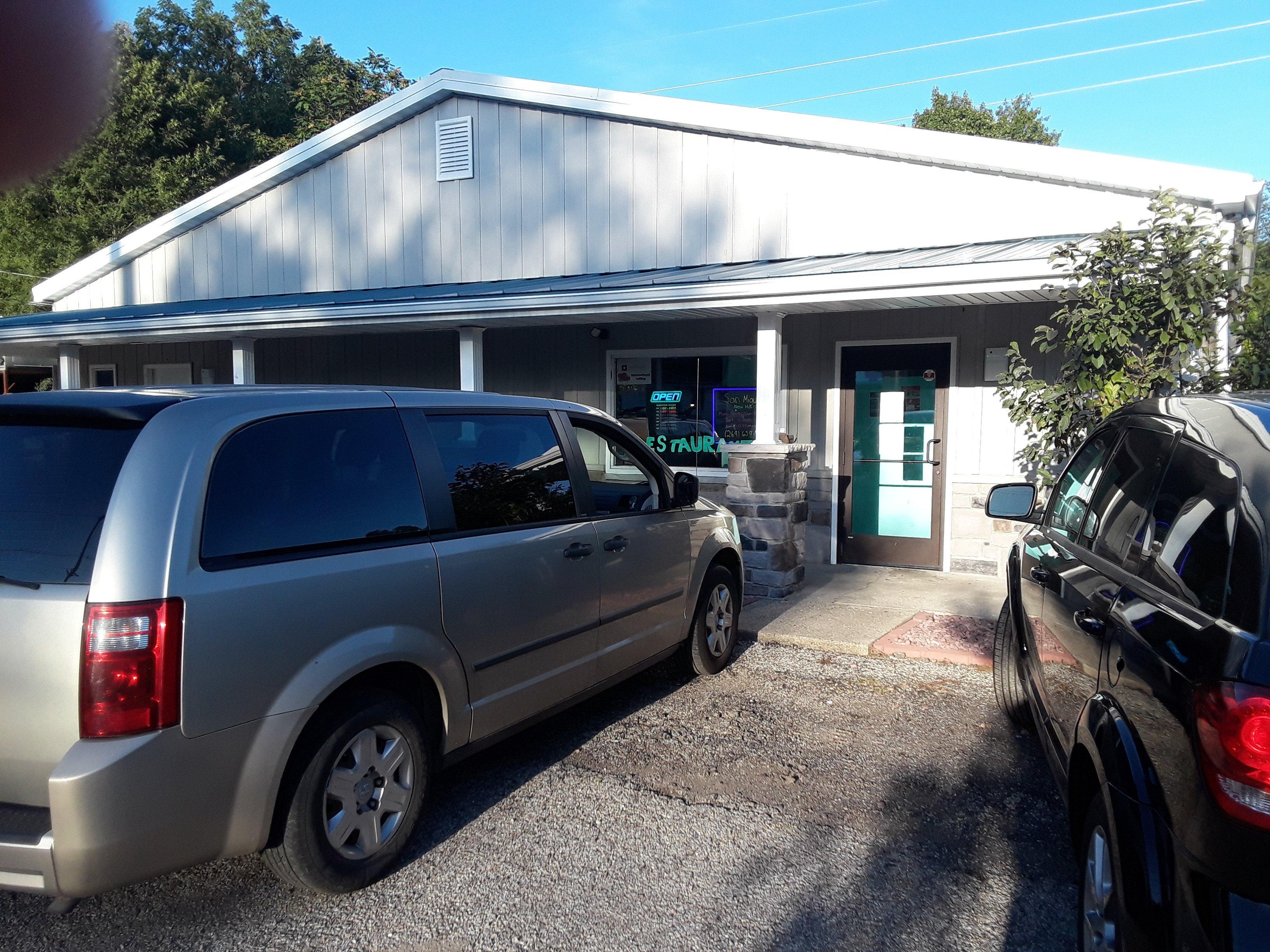 Photo by pinnacle-project