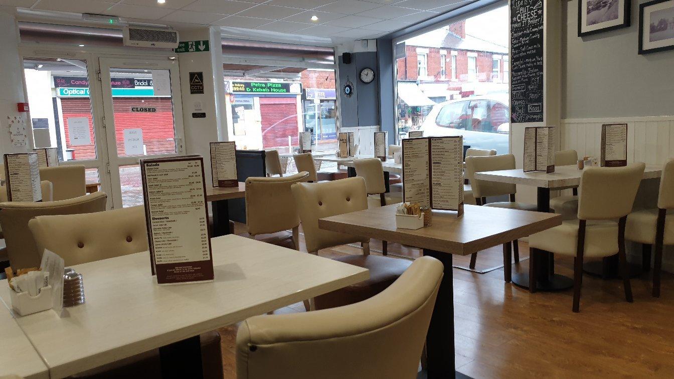 Zalos Cafe Latchford