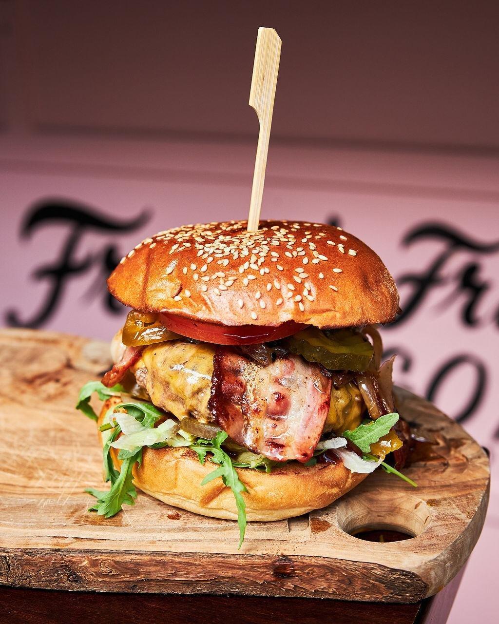 Nude Burger Club Kolk