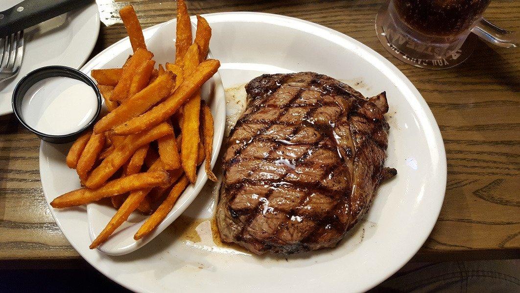 Colton's Steak House & Grill