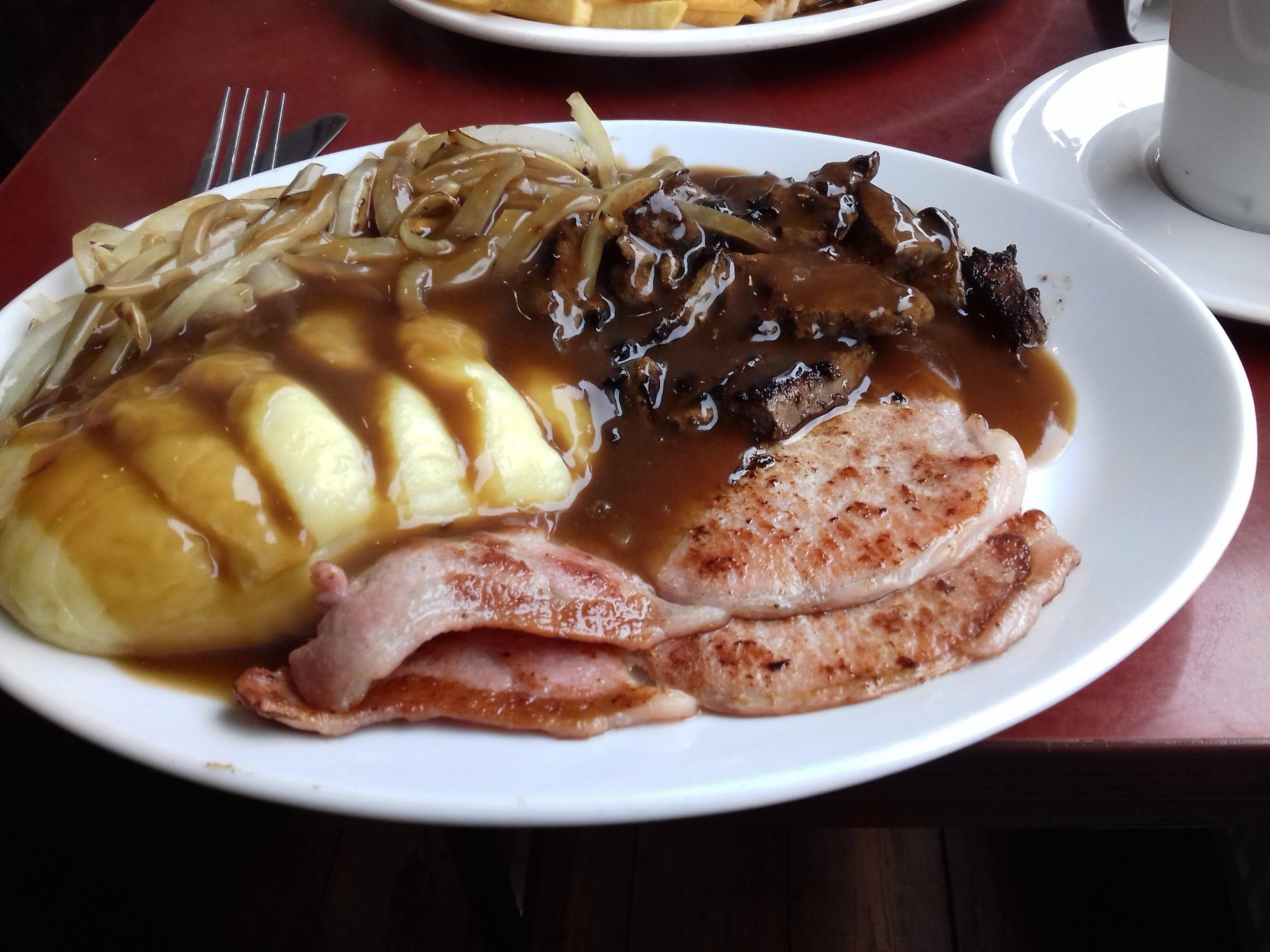 Photo by Mick Pita J