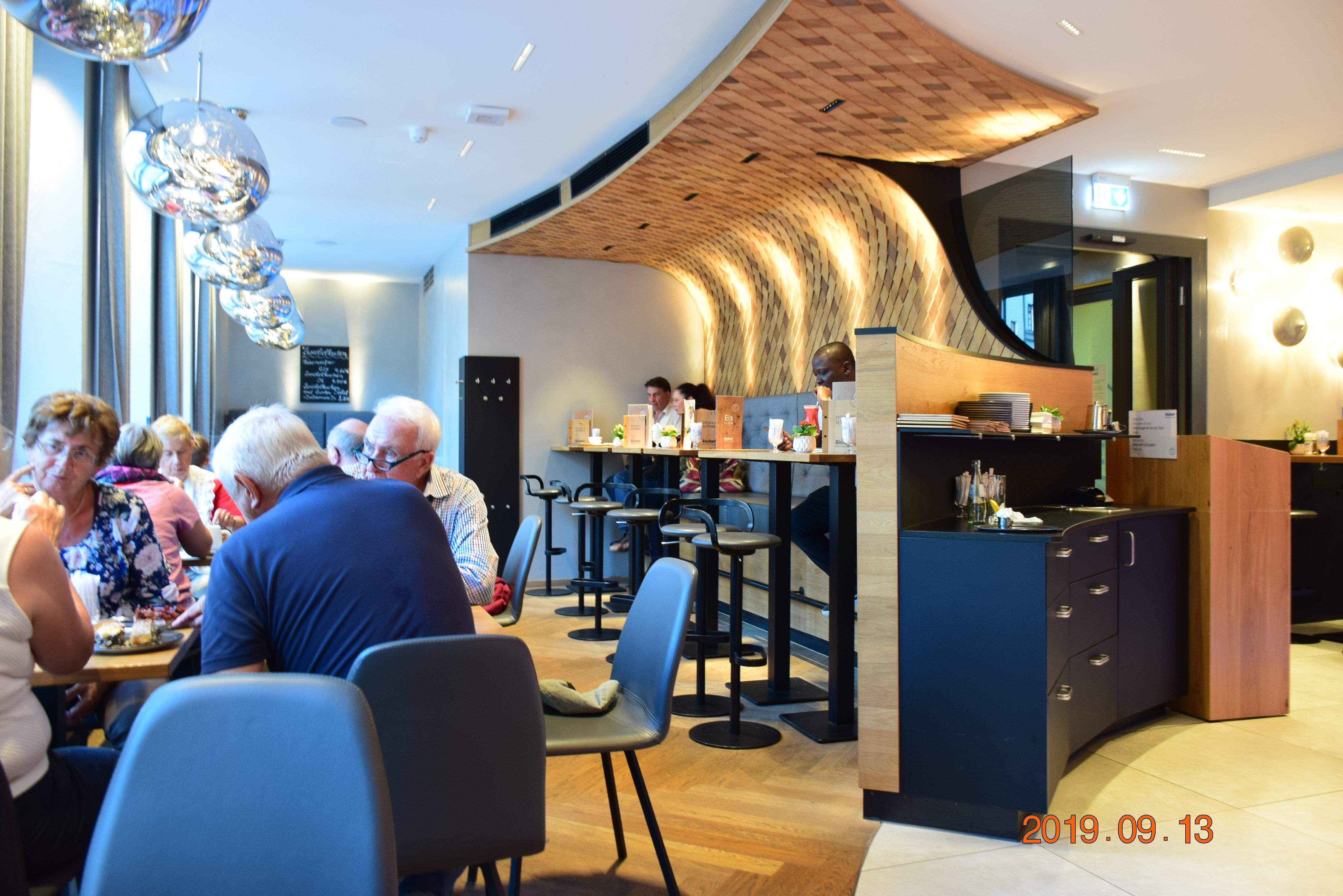 Photo by hans-jaguar