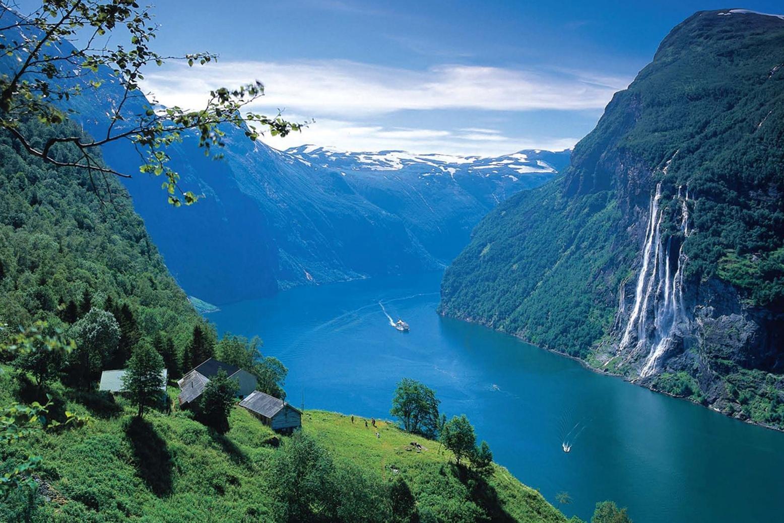 Guided Fjord Tours