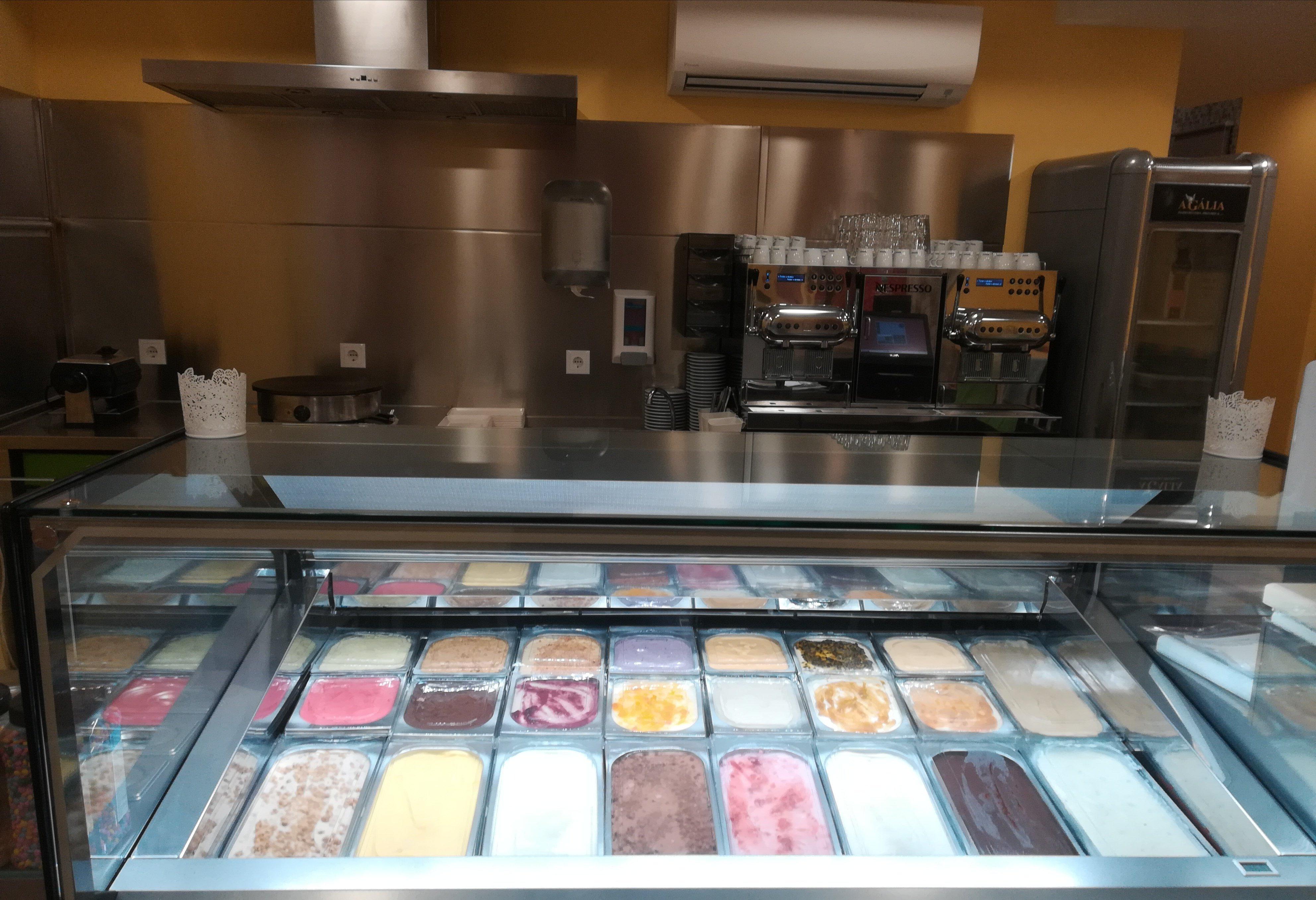 Bembolado by A Gália