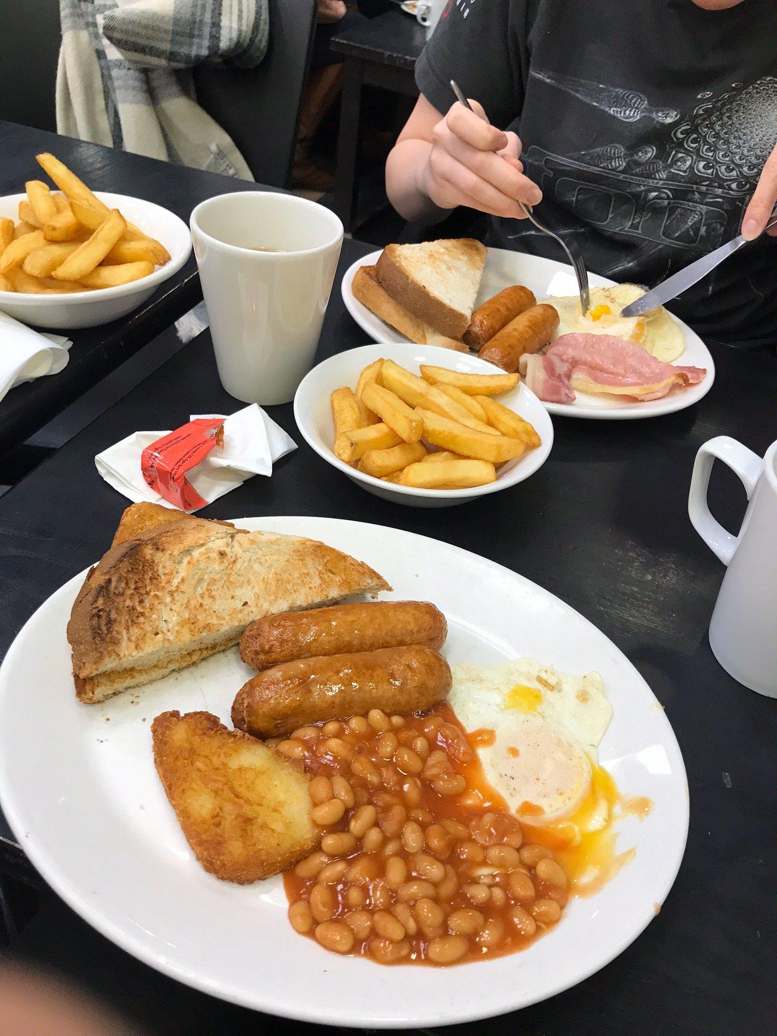 Poundbakery & The Café - Liverpool (St Johns)