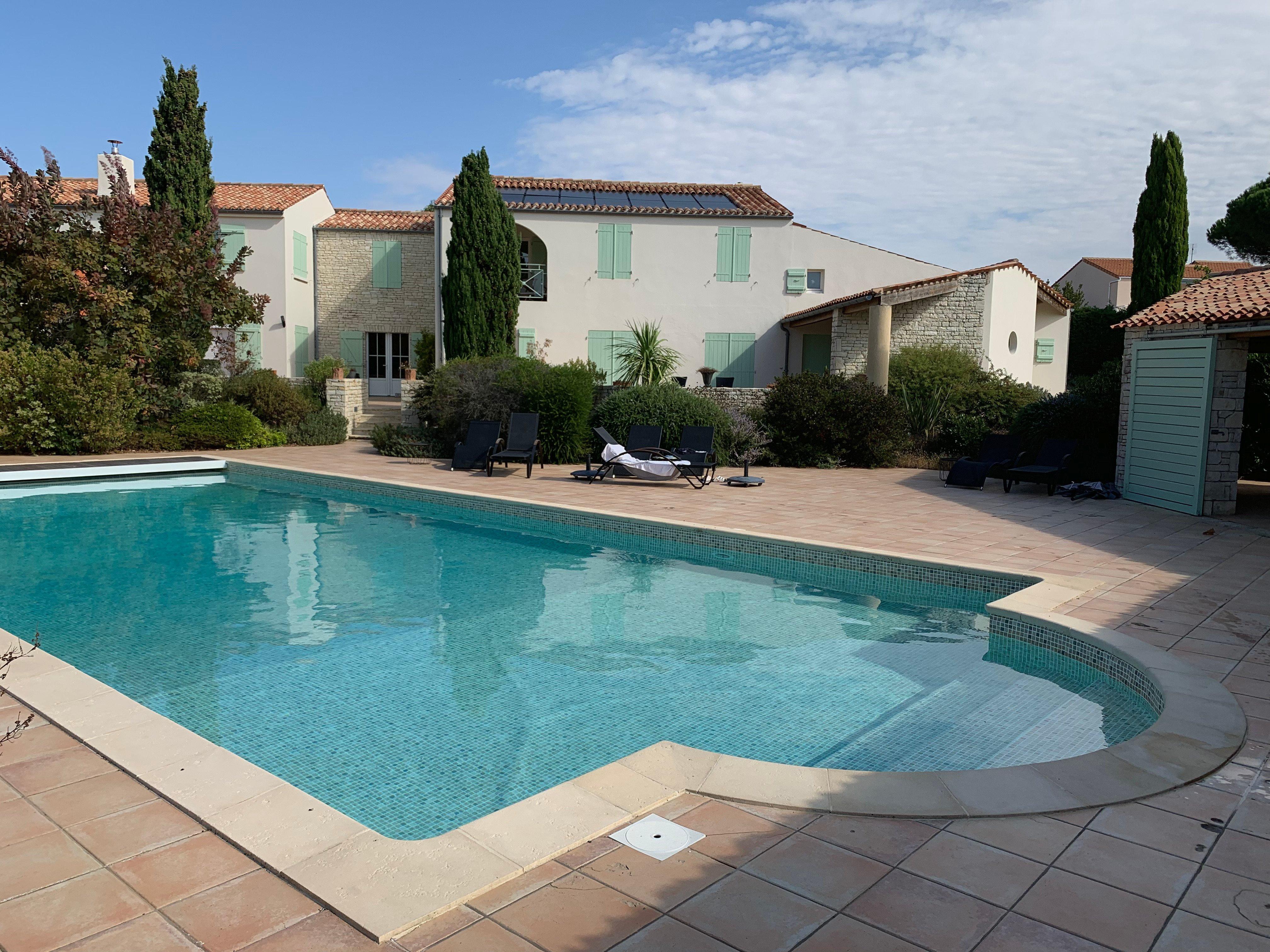 Regard sur les Îles