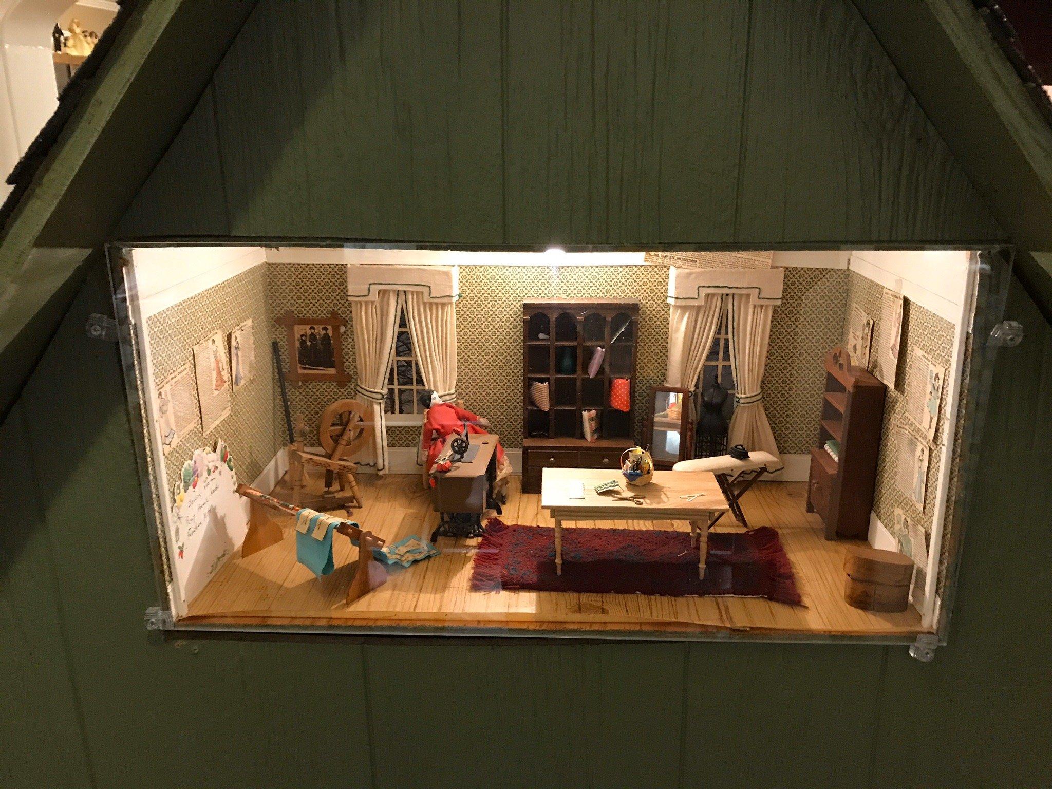 The Cookeville Doll Museum
