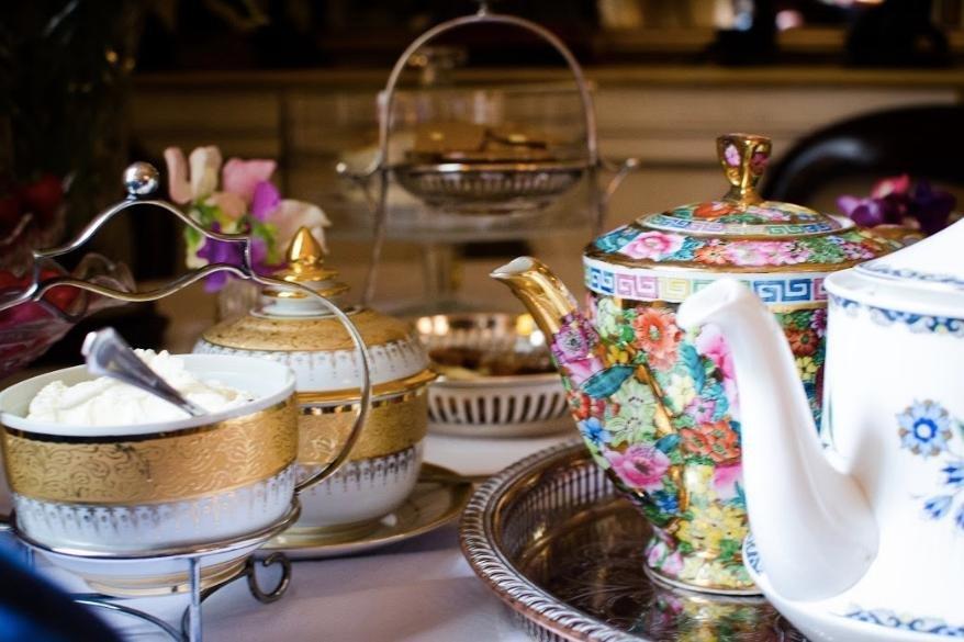 A La Carte Food Tours Ltd