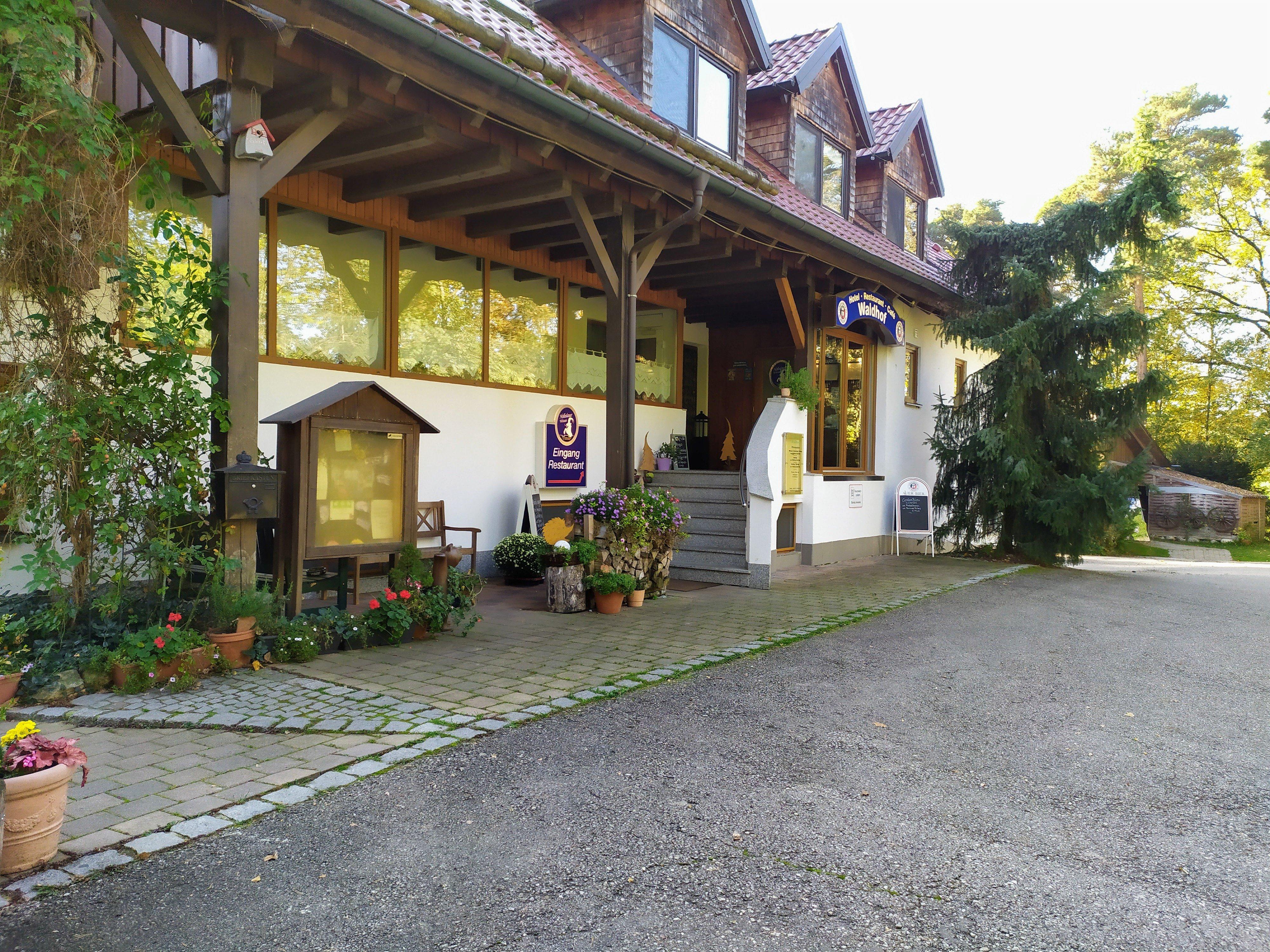 Steak- und Pilsstube Waldhof