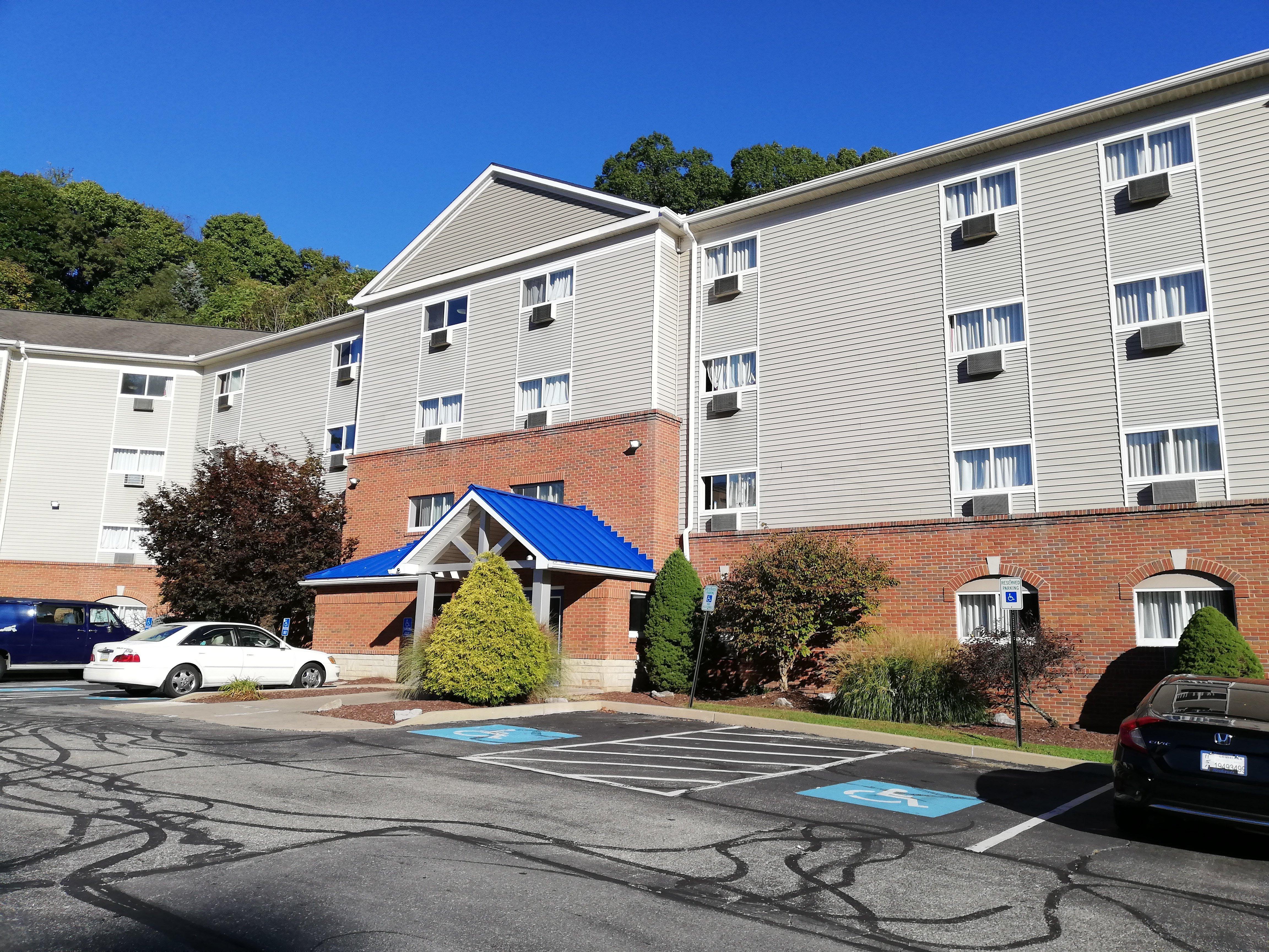 Intown Suites Extended Stay Pittsburg PA