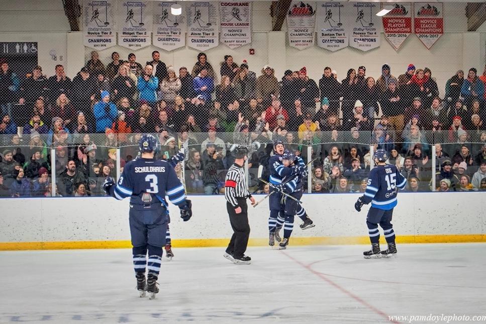 Canmore Eagles Hockey Club