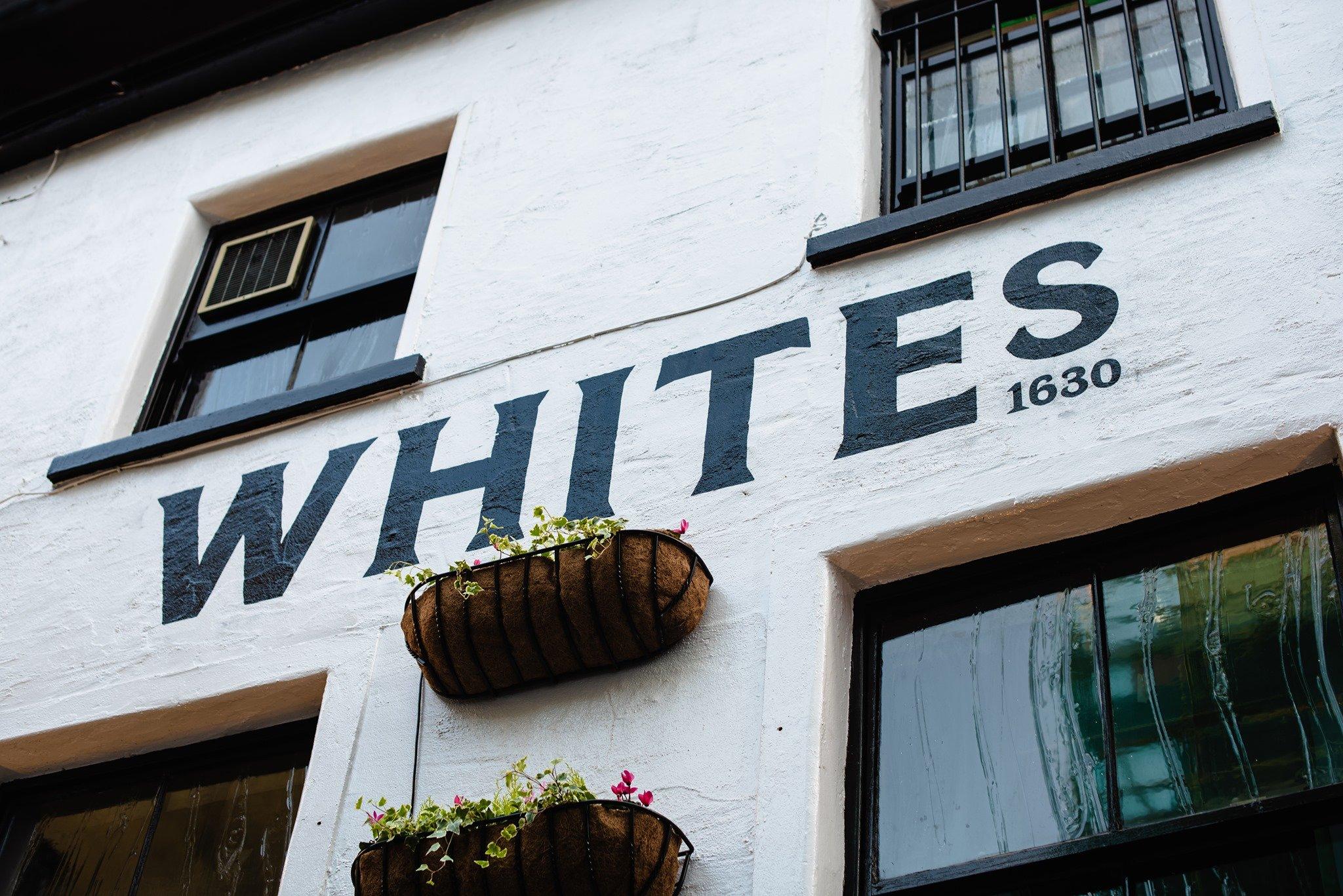 White’s Tavern & the Oyster Rooms