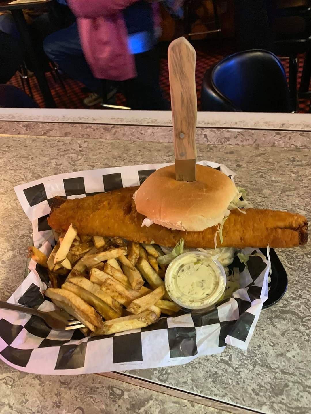 Dave & Ruby’s Oak Grove Tavern
