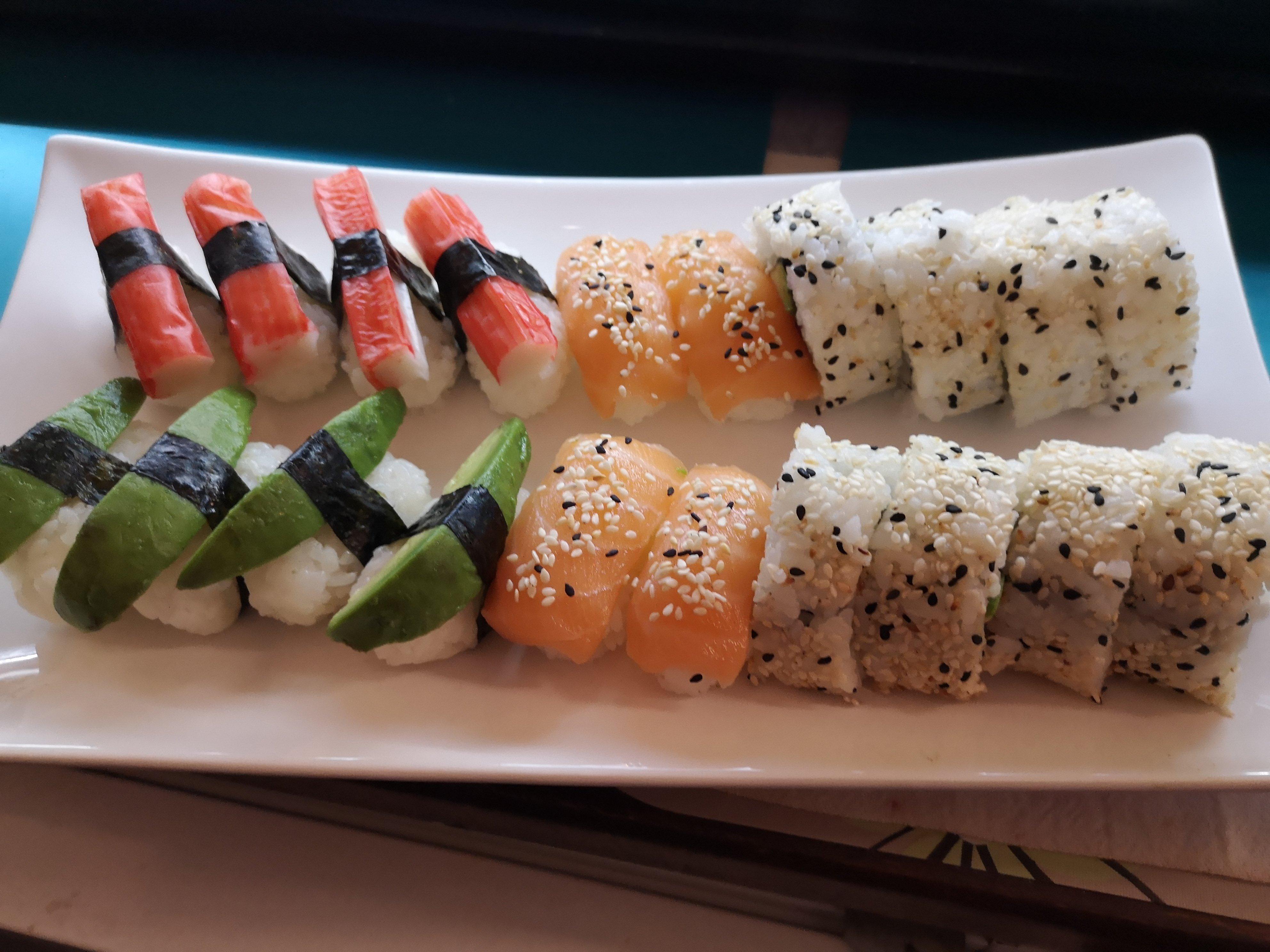 AROI Modern & Traditional Asian Food