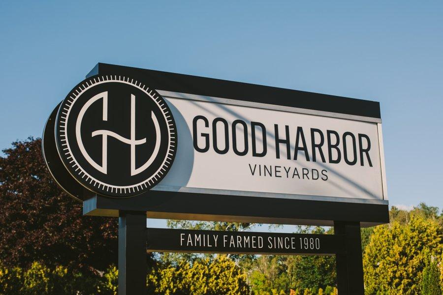 Good Harbor Vineyards