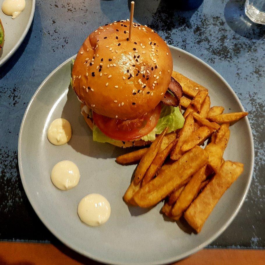 Photo by Bartonbears