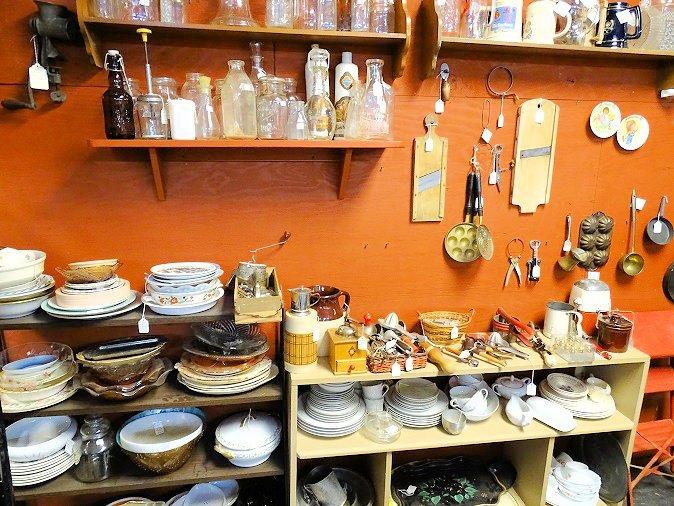 Out Of The Past Antiques & Collectibles