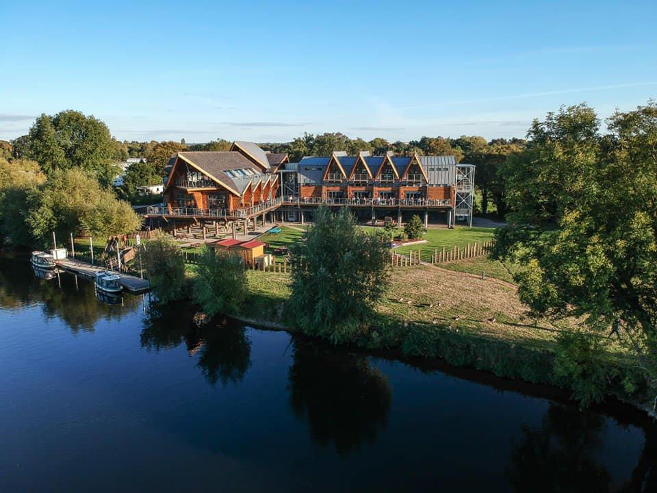 Riverside Stratford Bar & Restaurant