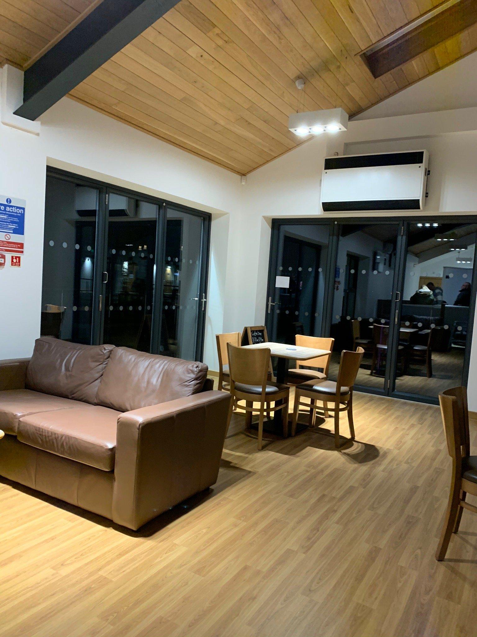 Waleswood Caravan & Camping Park