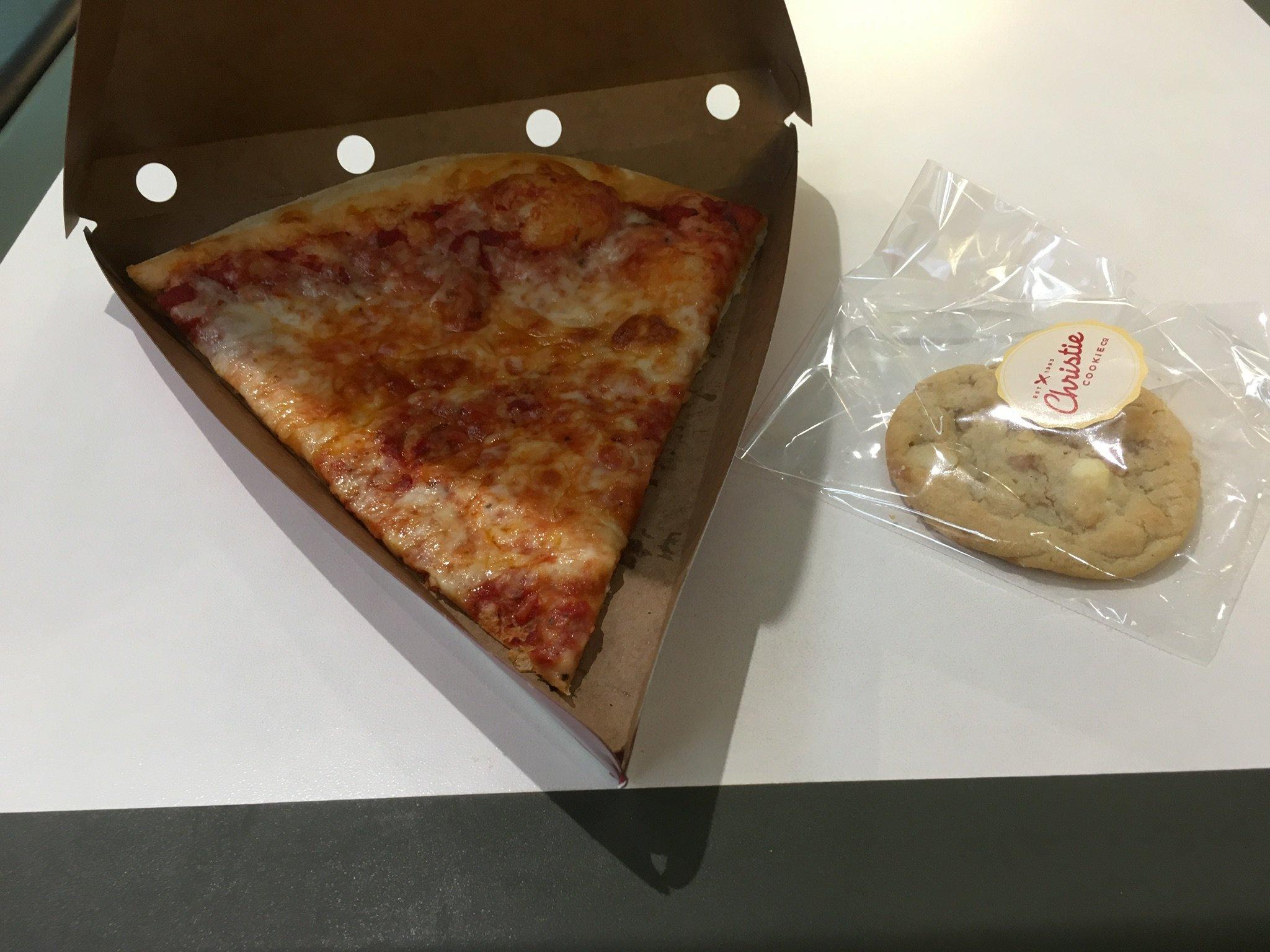 Photo by THINGS2LIVE4