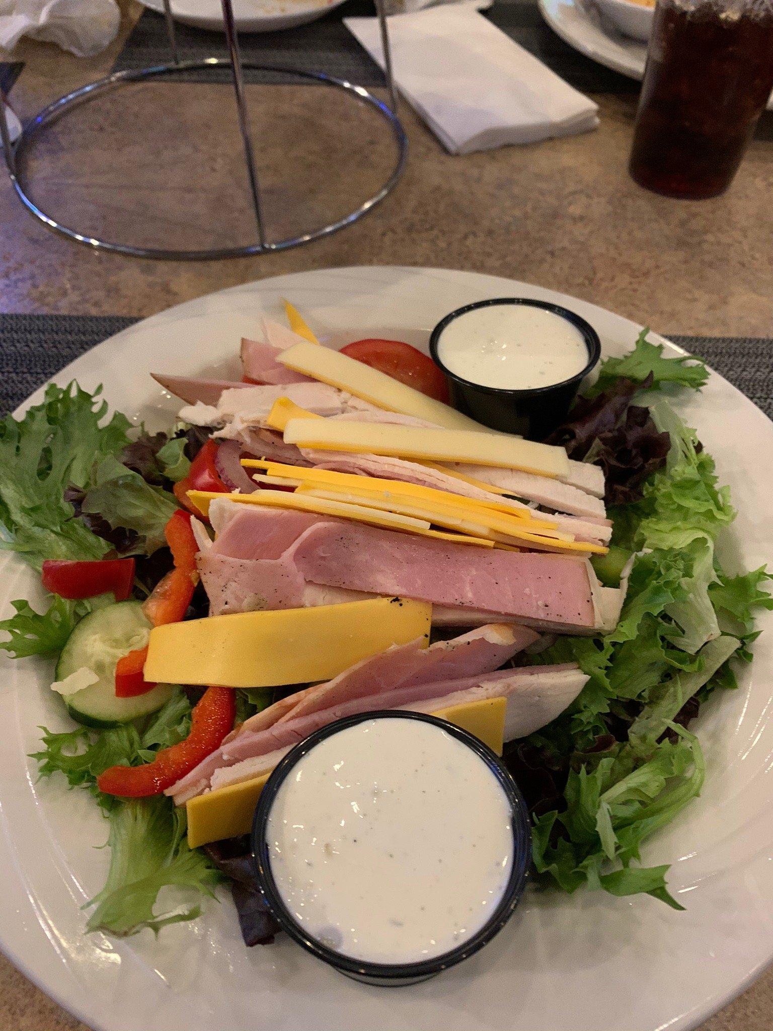 Frankie I's Bar & Grille