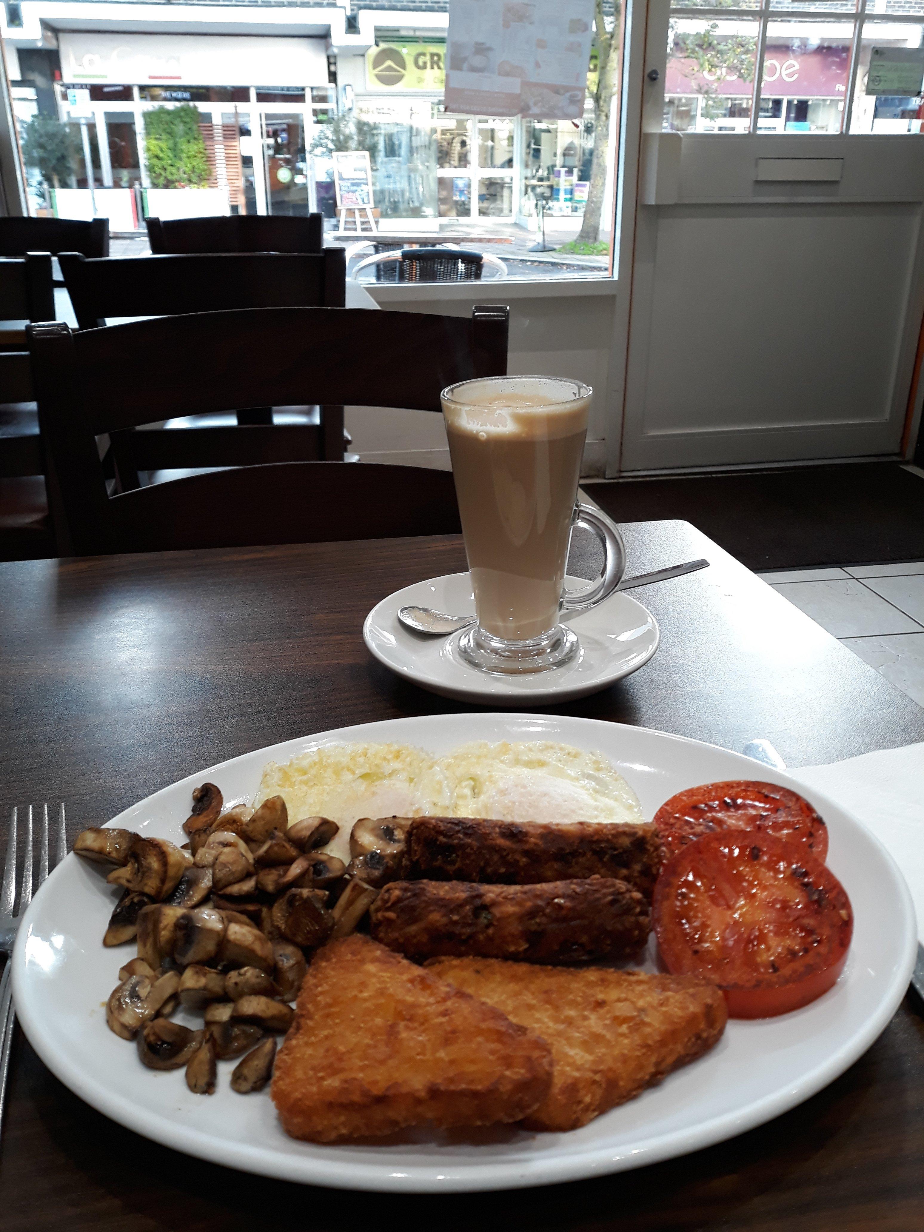 Frankie's Cafe & Restaurant