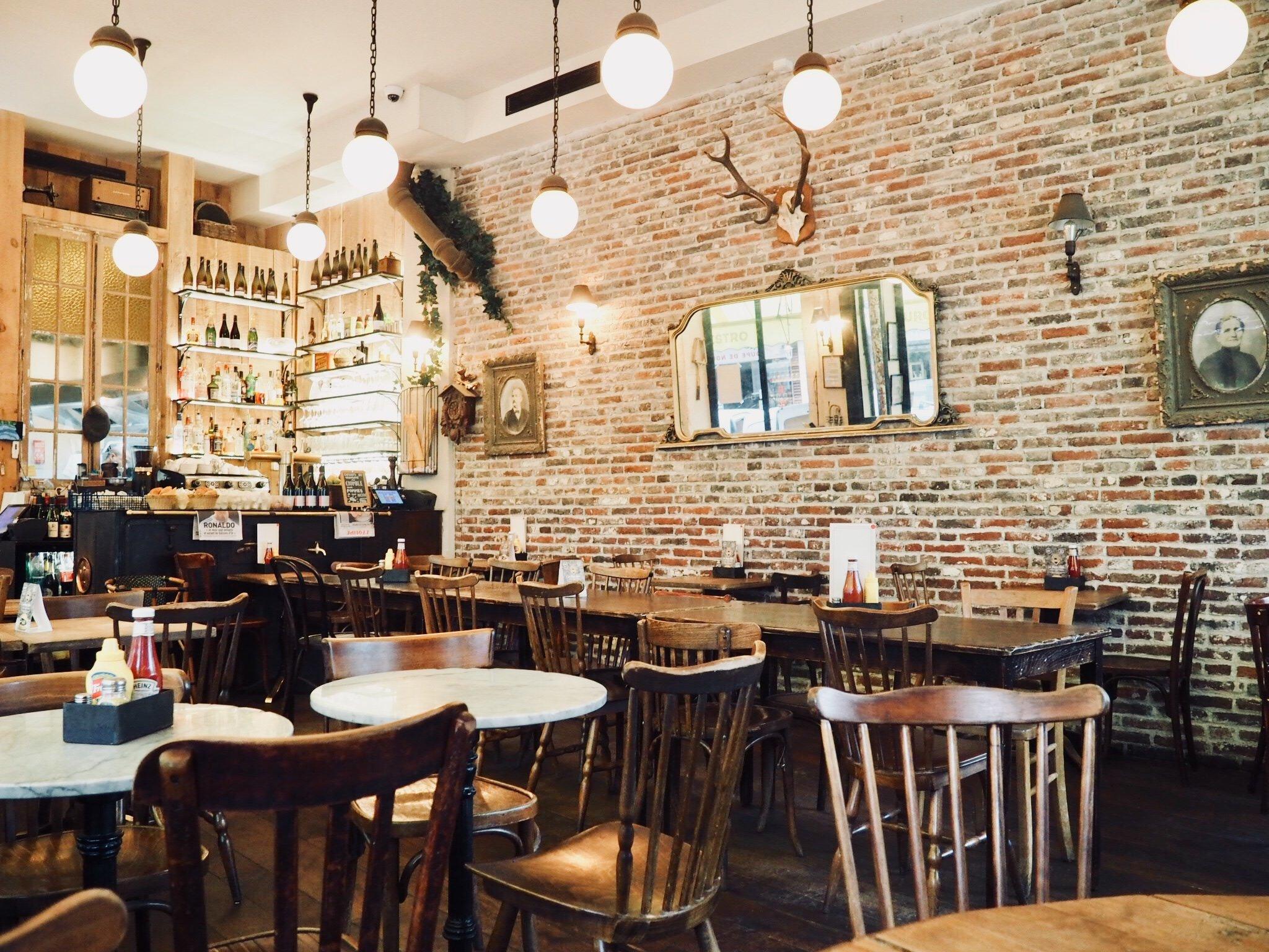 Mamie Faubourg Montmartre