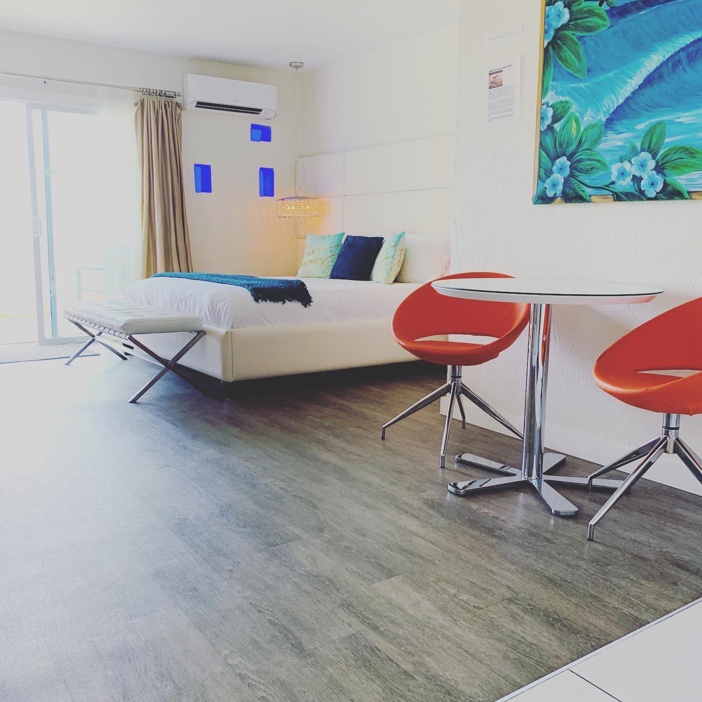 The Salty Mermaid Oceanfront Hotel