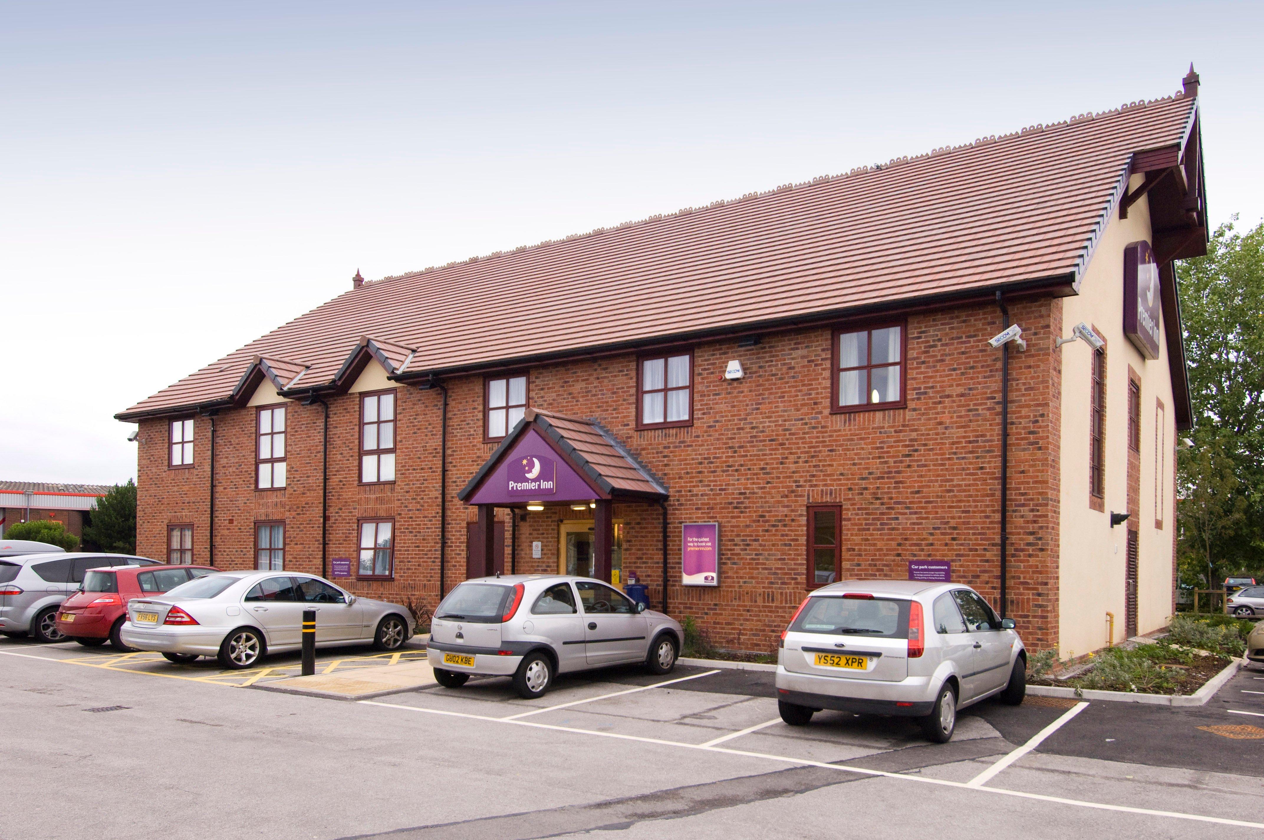 Premier Inn Crewe Central Hotel
