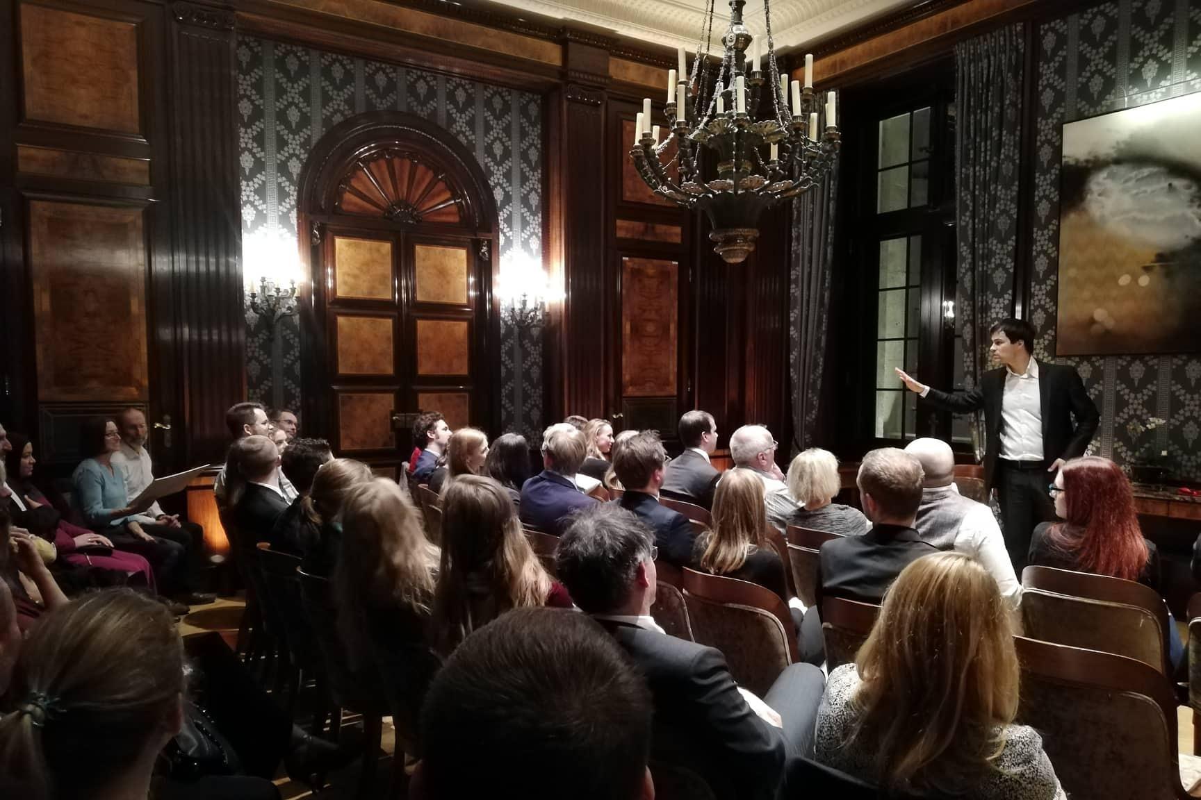 Der Salon des Staunens