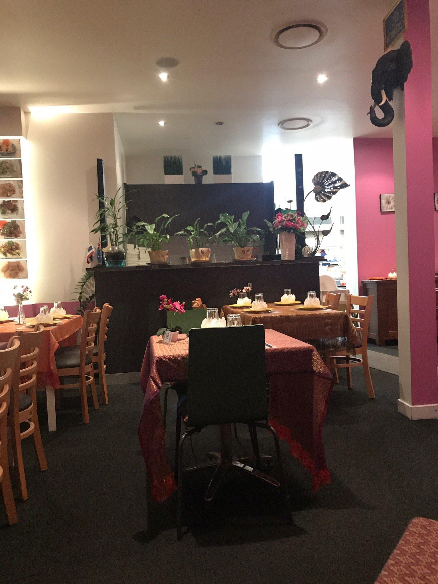 Thai Daisy Hill Restaurant