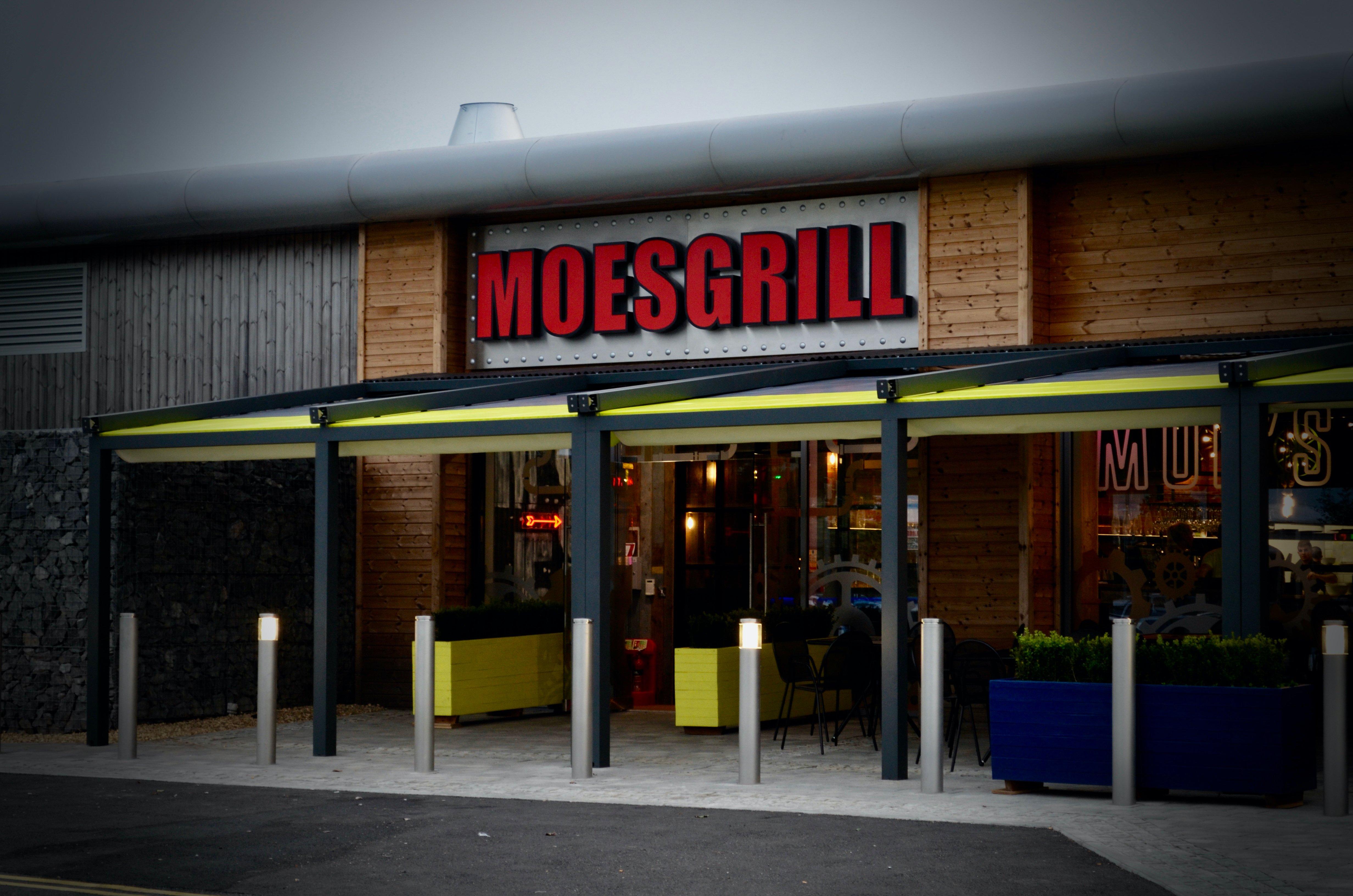 Moes Grill