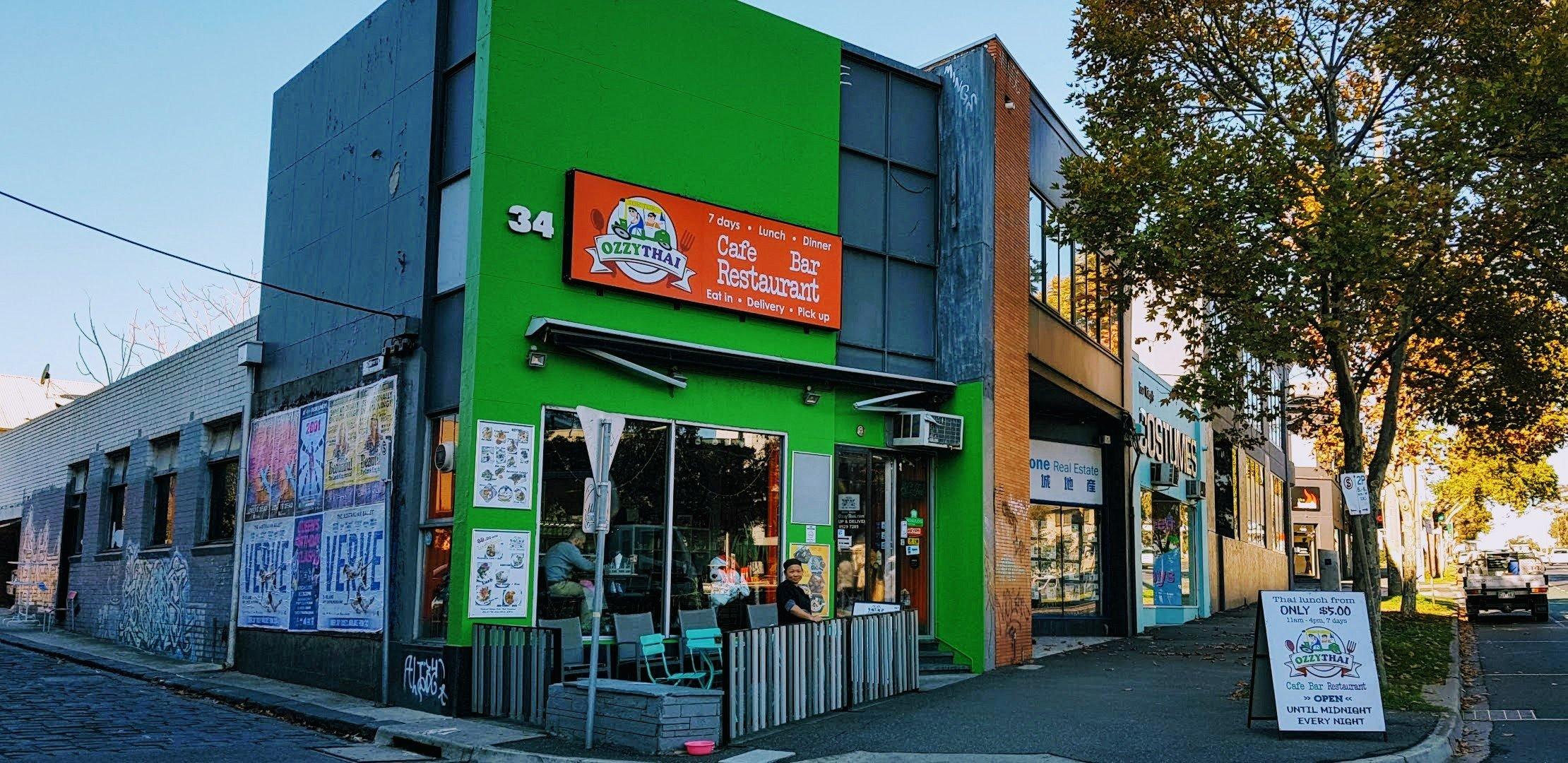 OzzyThai - Cafe Bar Restaurant