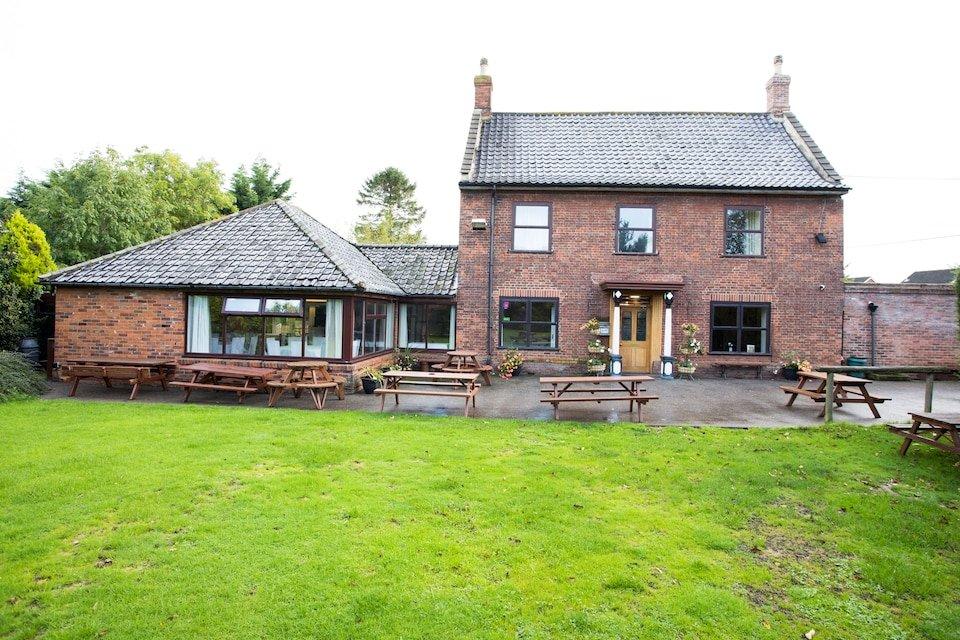 OYO Elm Farm Country House