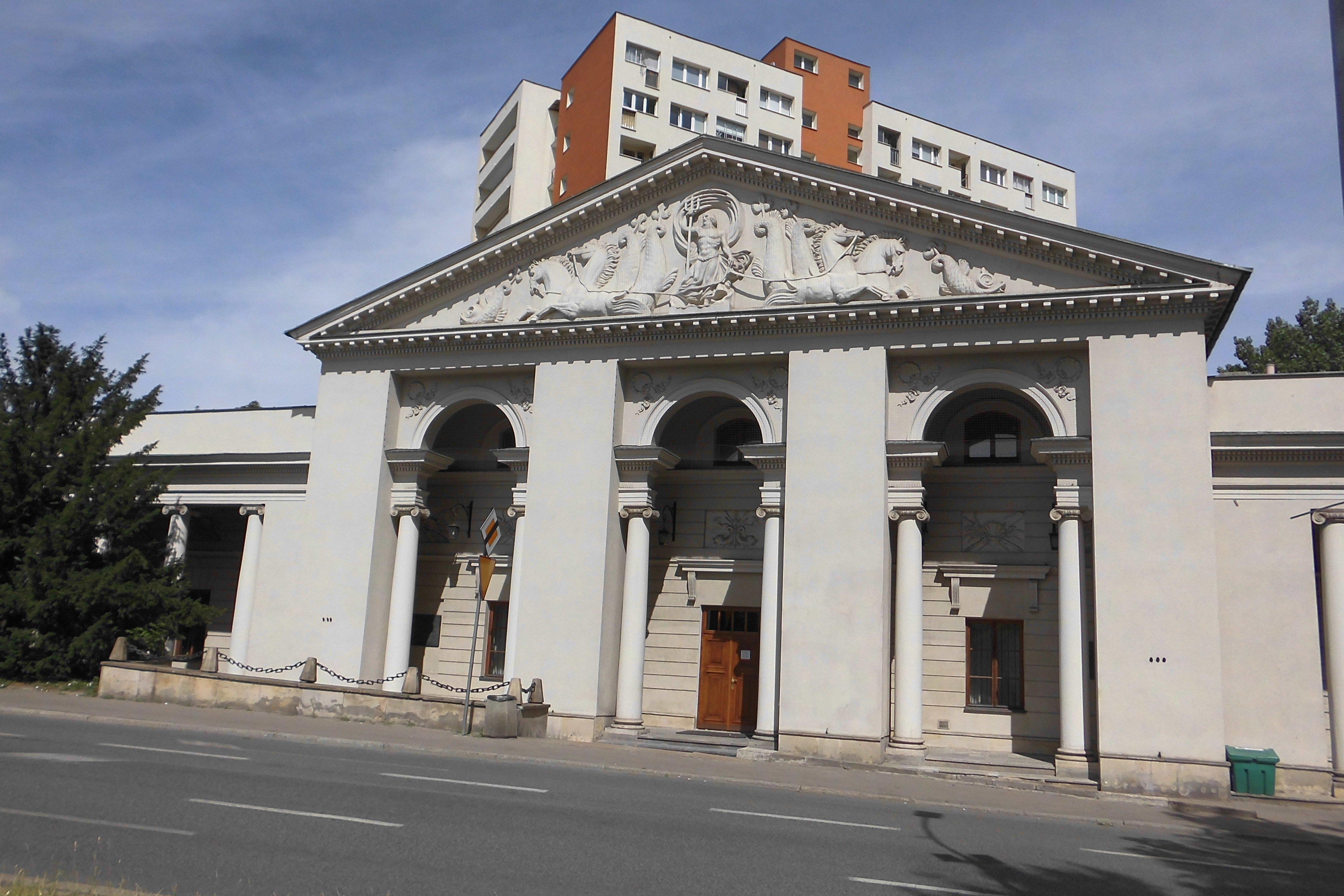 Gmach dawnej Komory Wodnej