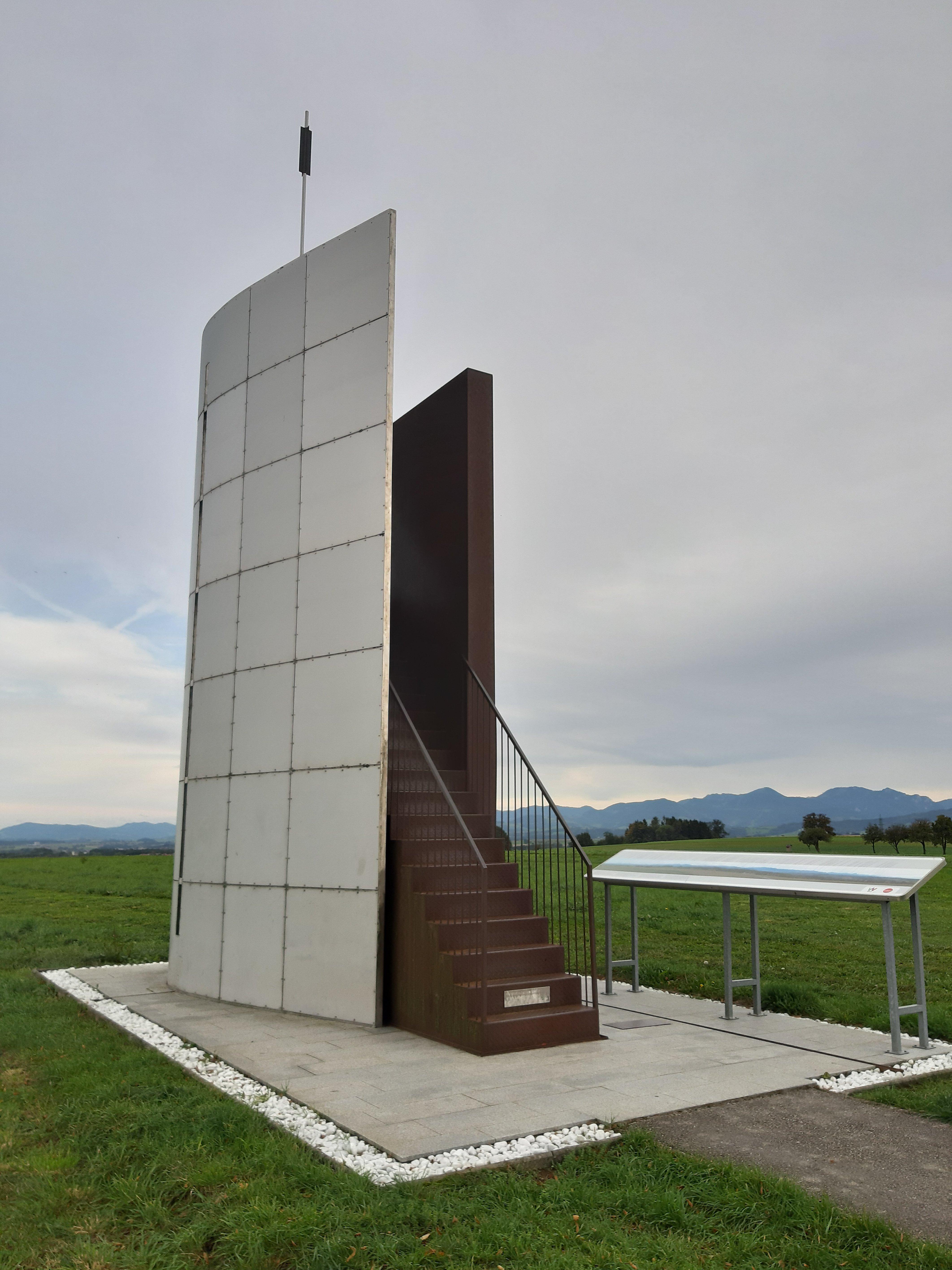 Baum mitten in der Welt