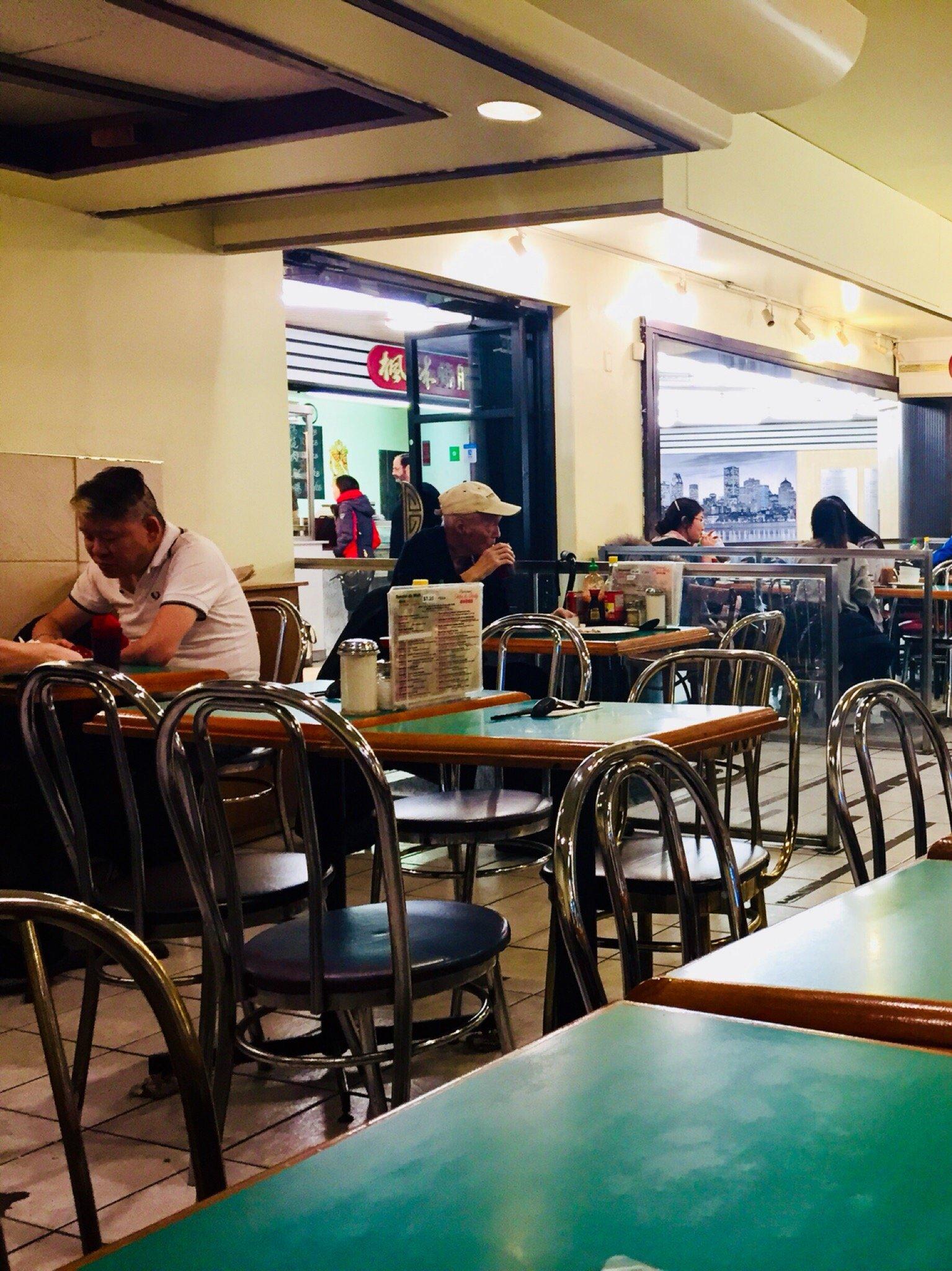 Restaurant Dobe & Andy