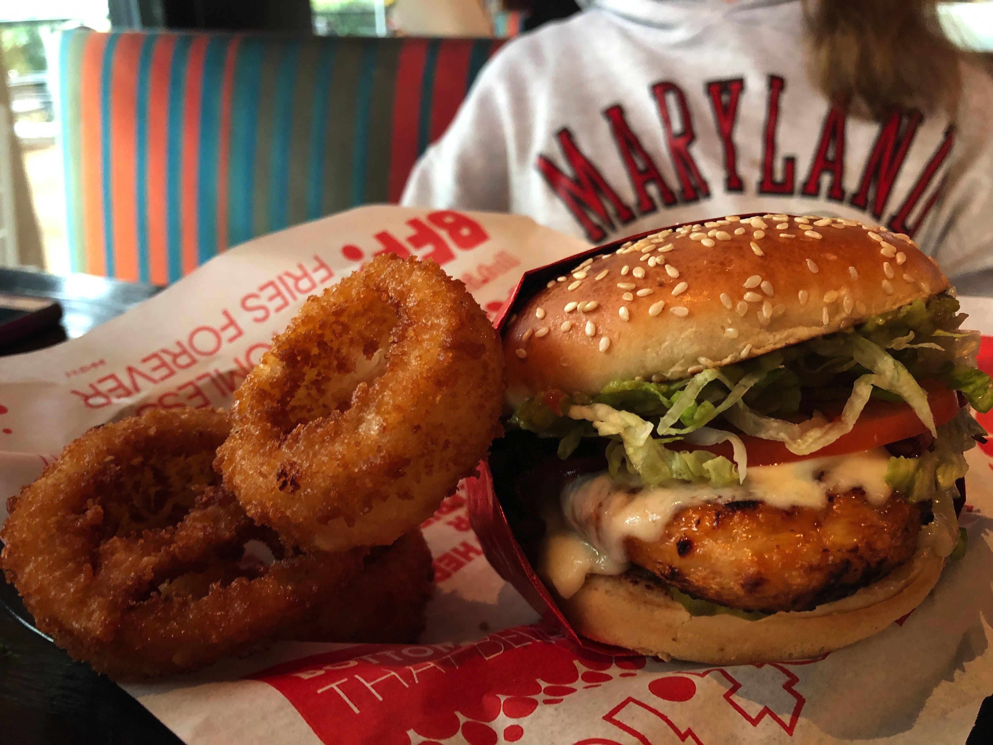 Red Robin Gourmet Burgers