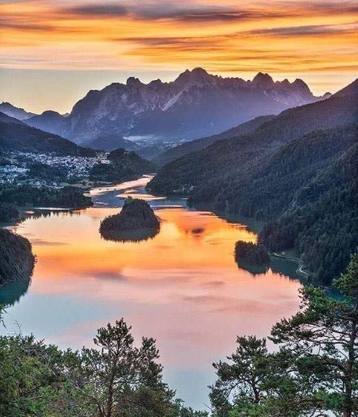 Photo by MarcodaSchio