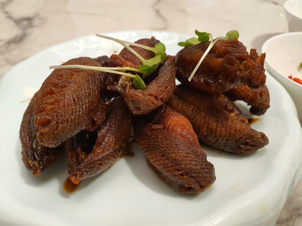 Yan's Dining Fine Shanghai Cuisine