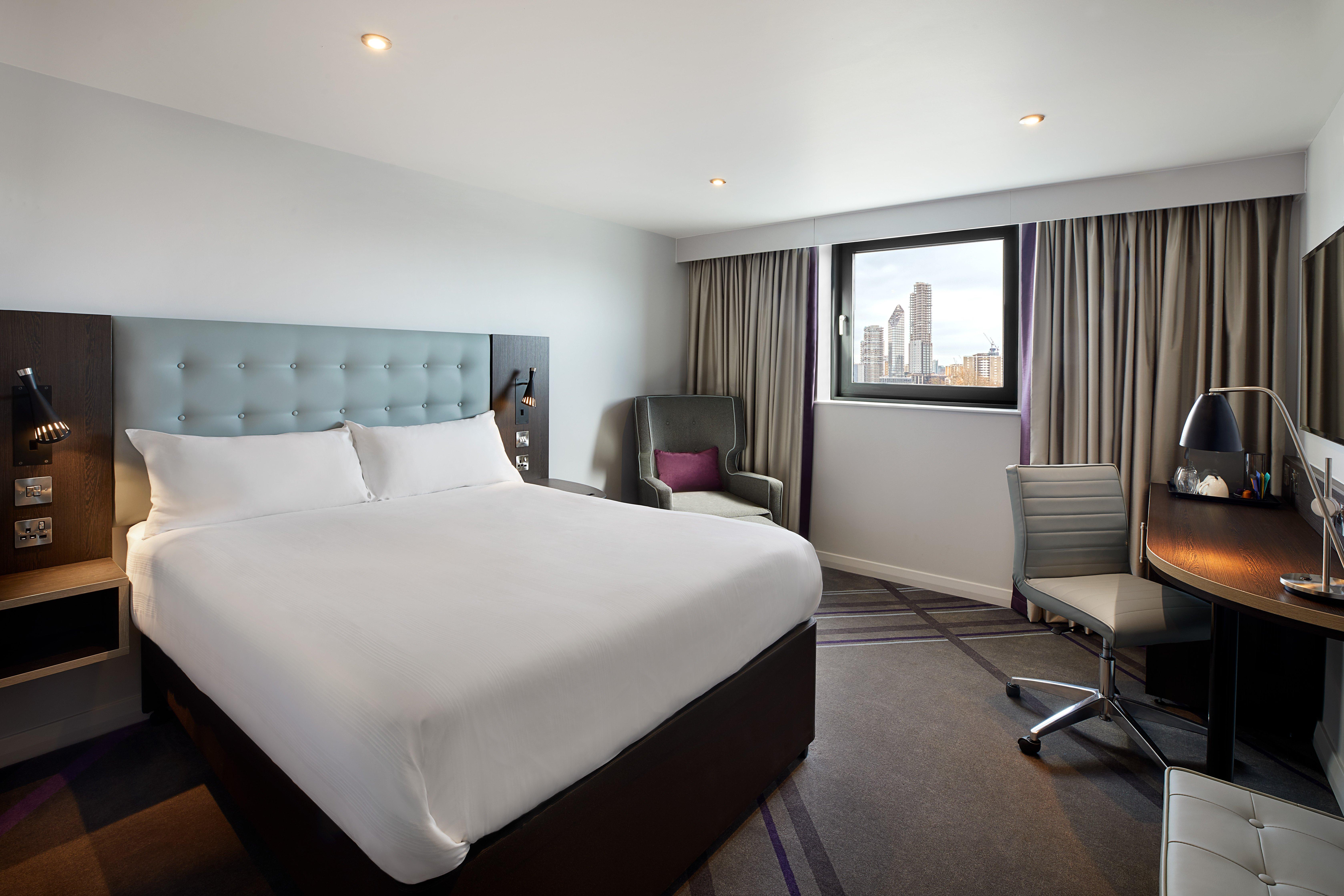 Premier Inn Manchester Trafford Centre West Hotel