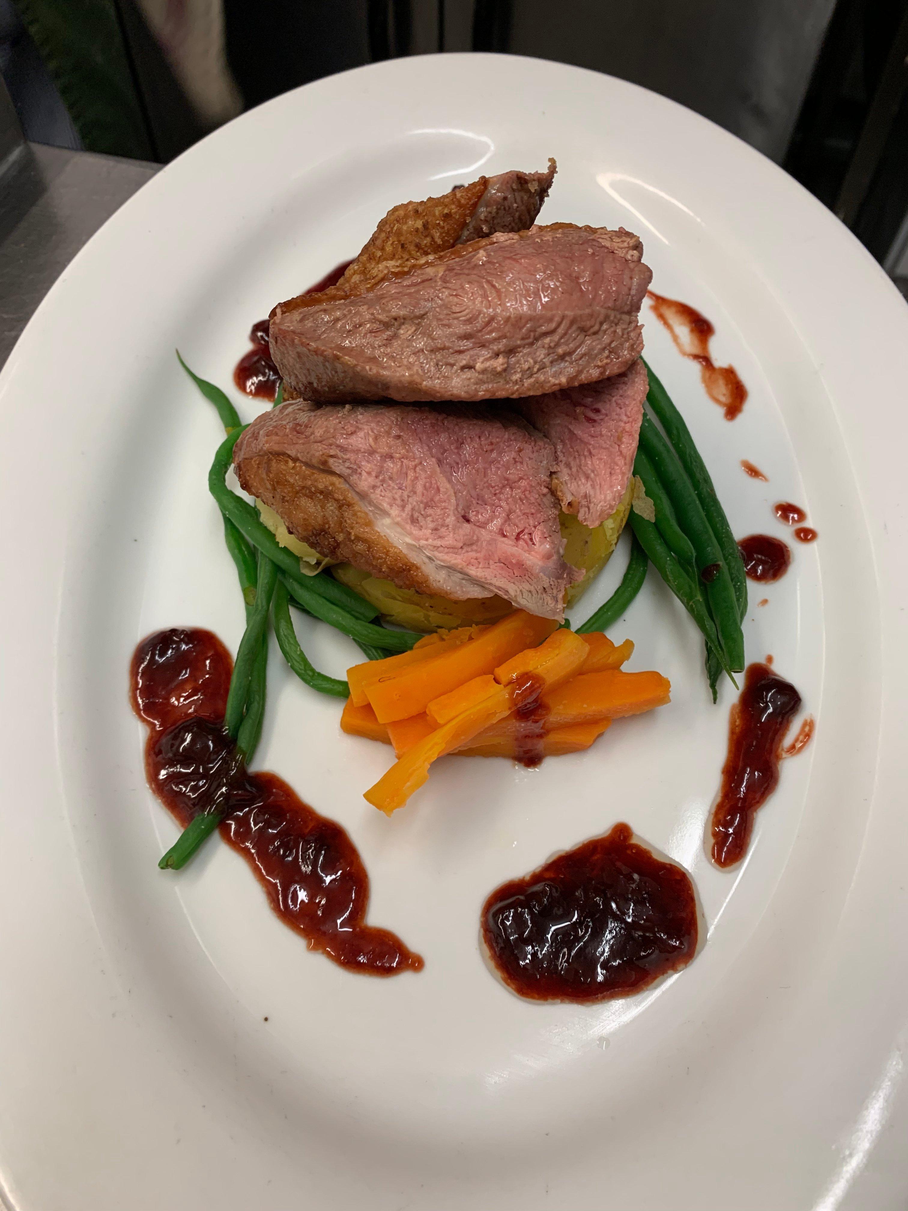 The Glencairn Lounge