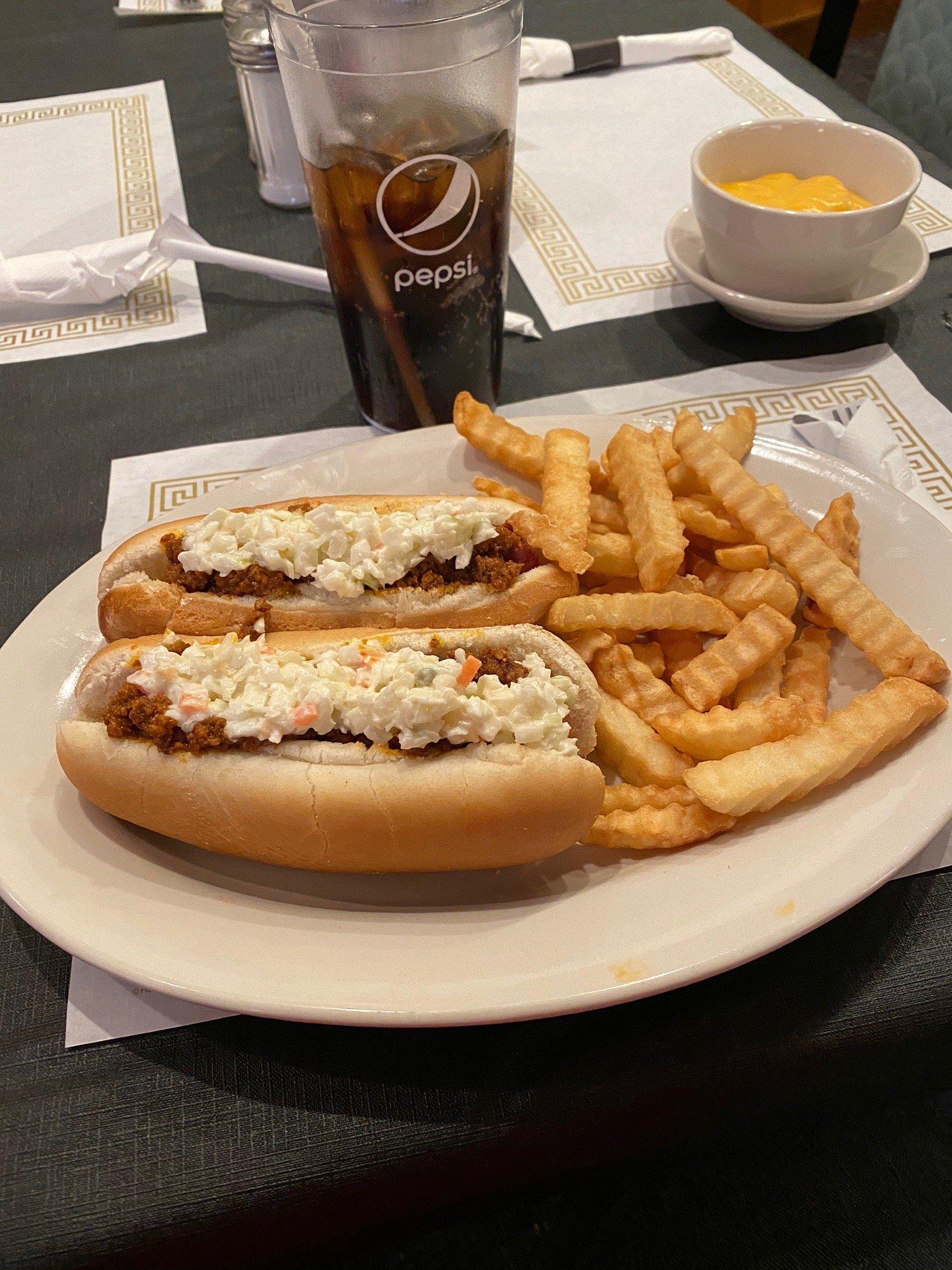 Robin's Nest Travel Center