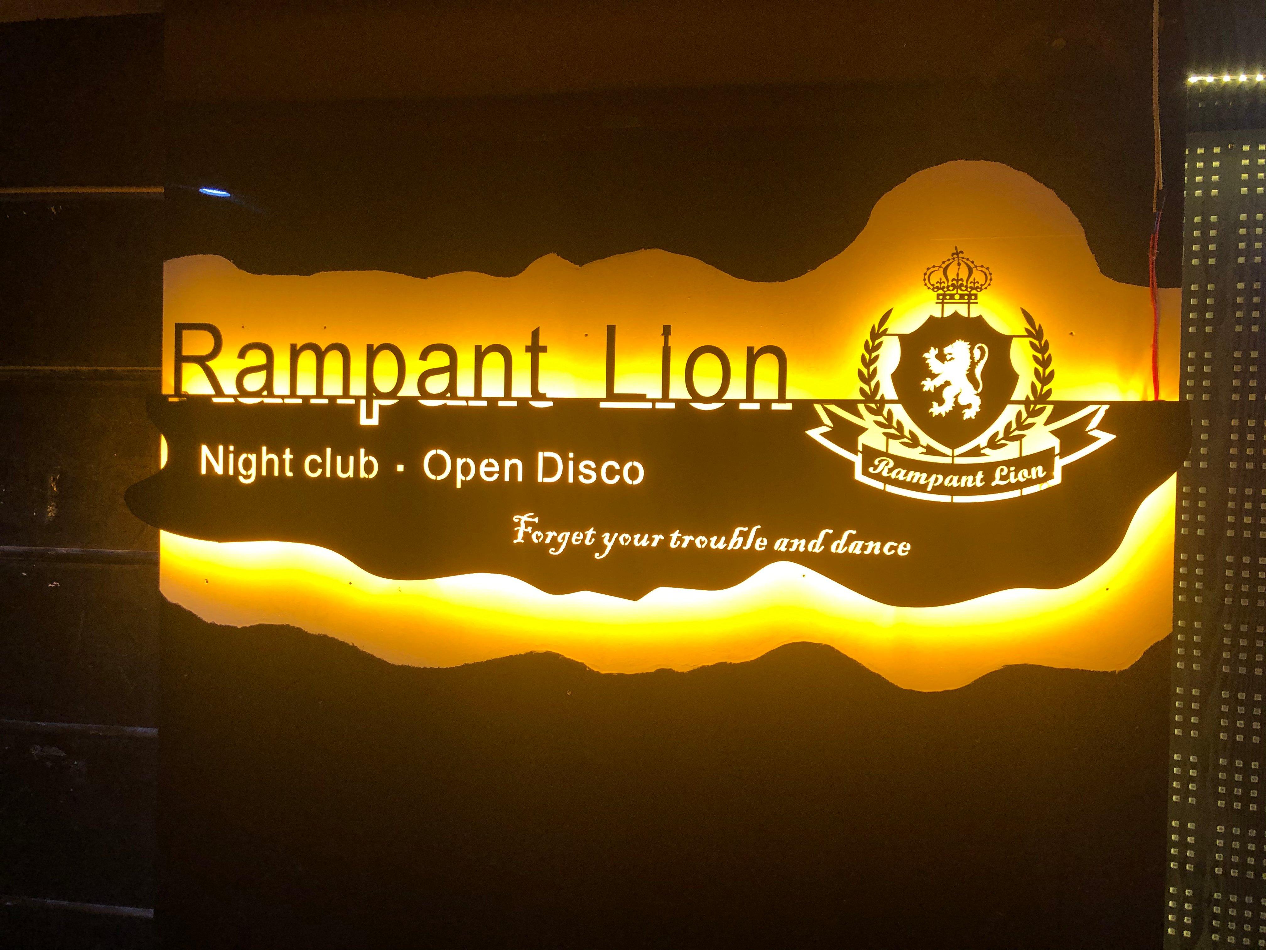 Rampant Lion Night Club, Open Disco