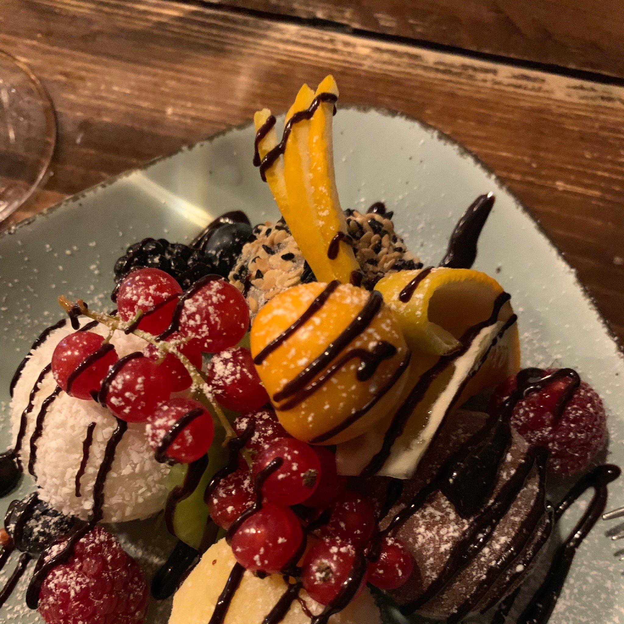 SAM - Sushi and Meat